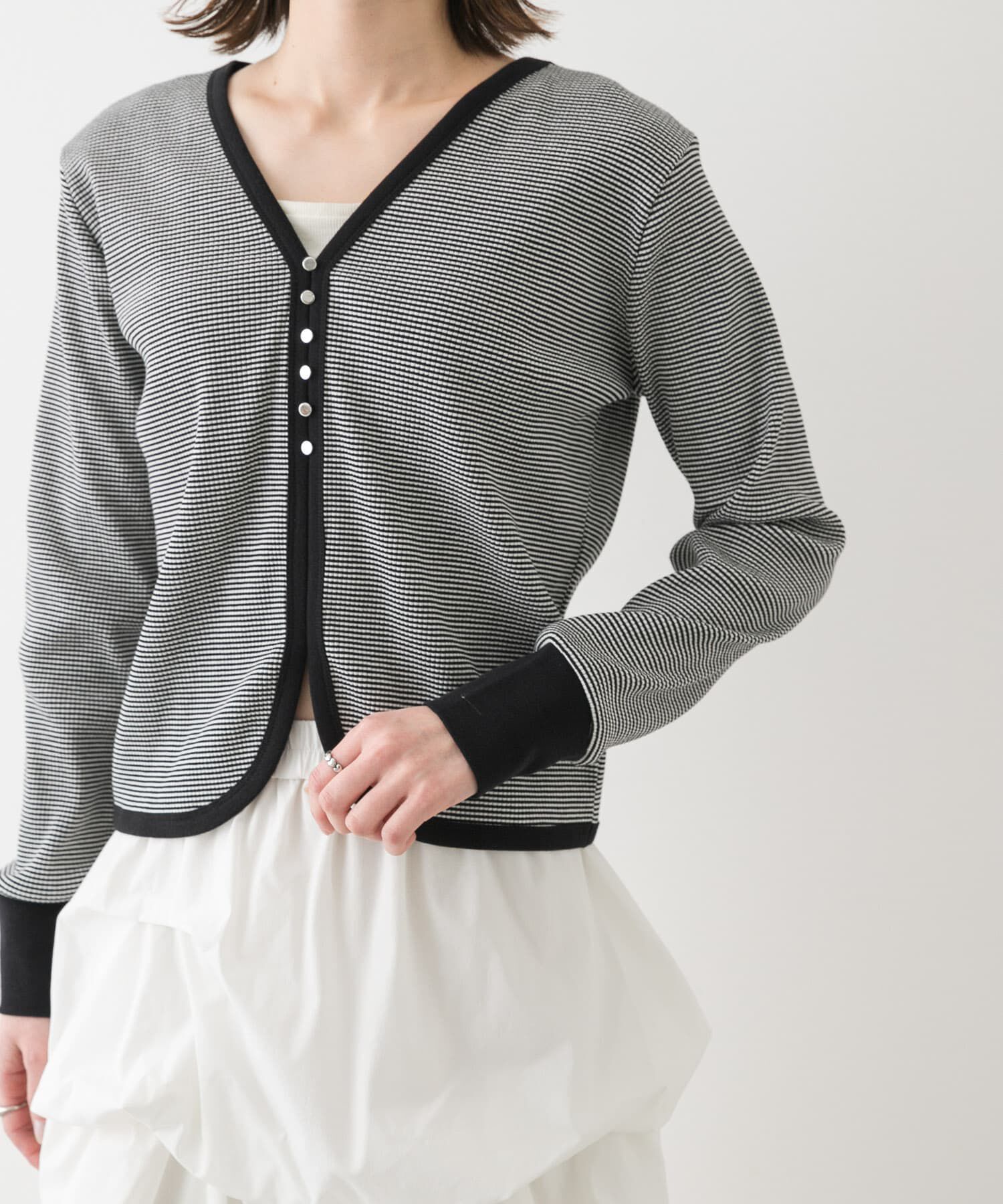 SENSE OF PLACE by URBAN RESEARCH「Vネックバイカラートップ」|Tシャツ・カットソー|