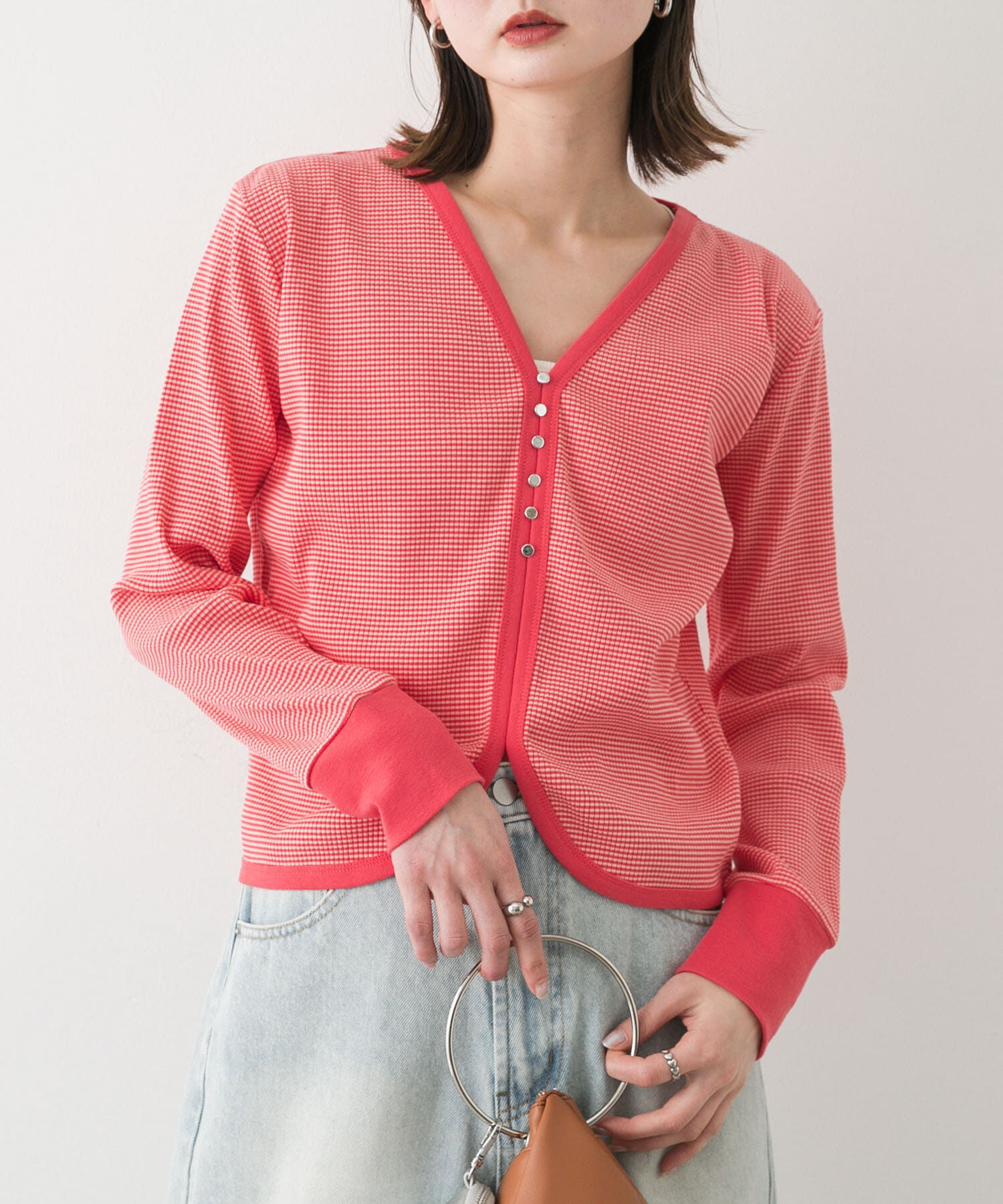 SENSE OF PLACE by URBAN RESEARCH「Vネックバイカラートップ」|Tシャツ・カットソー|レッド系その他