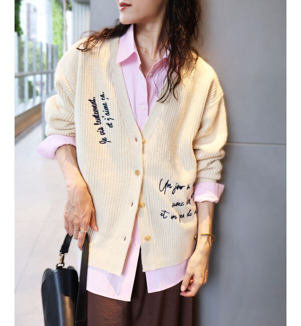  「メッセージ刺繍Vカーディガン」|カーディガン|