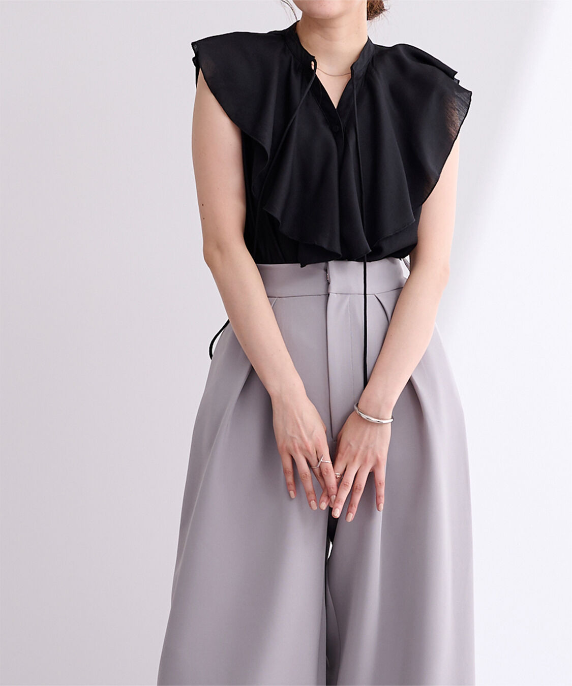 ur's「ラッフルデザインフレンチスリーブブラウス」|シャツ・ブラウス|