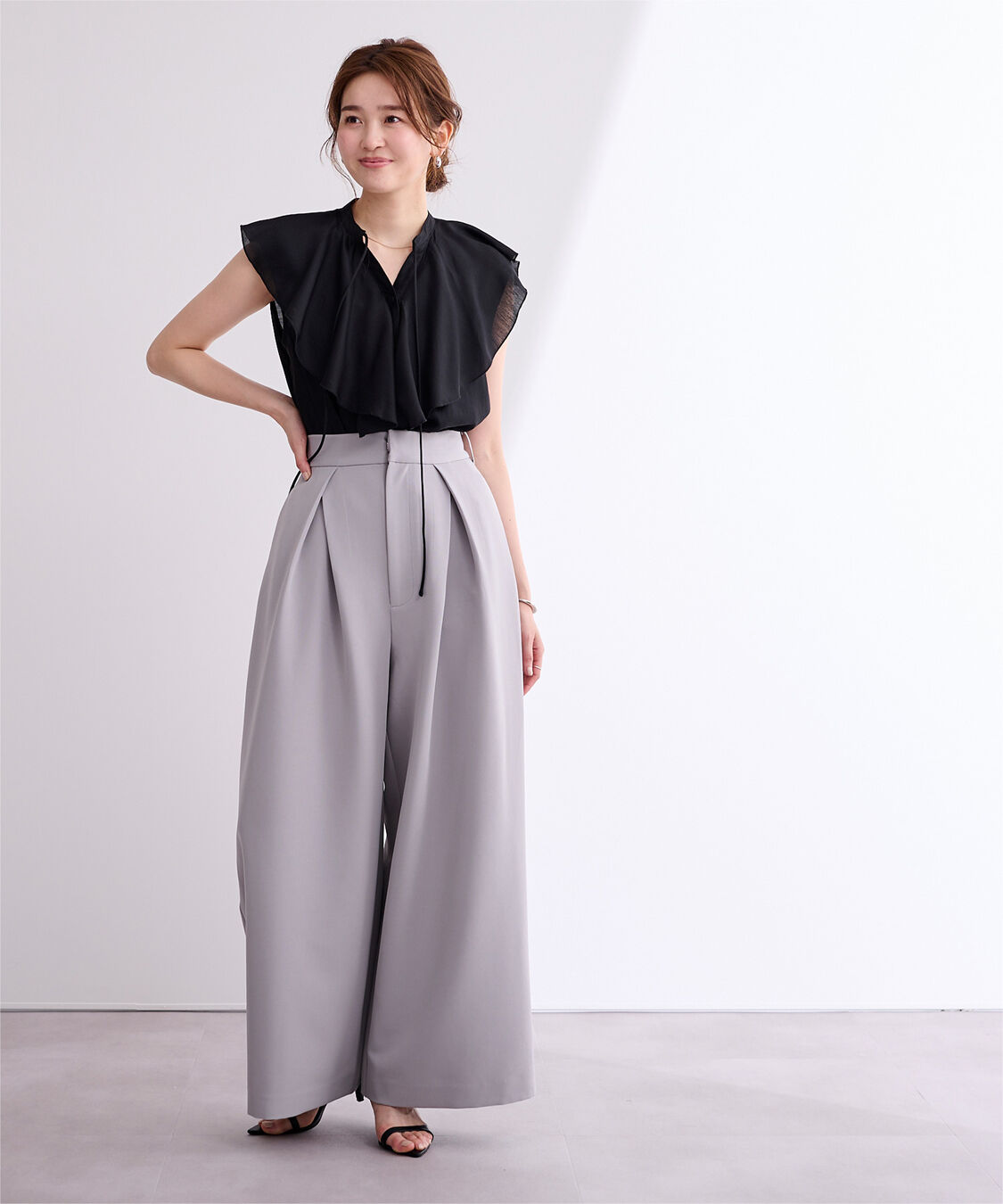 ur's「ラッフルデザインフレンチスリーブブラウス」|シャツ・ブラウス|