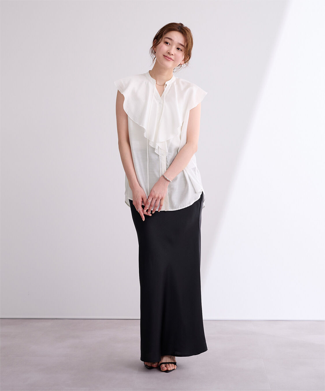 ur's「ラッフルデザインフレンチスリーブブラウス」|シャツ・ブラウス|