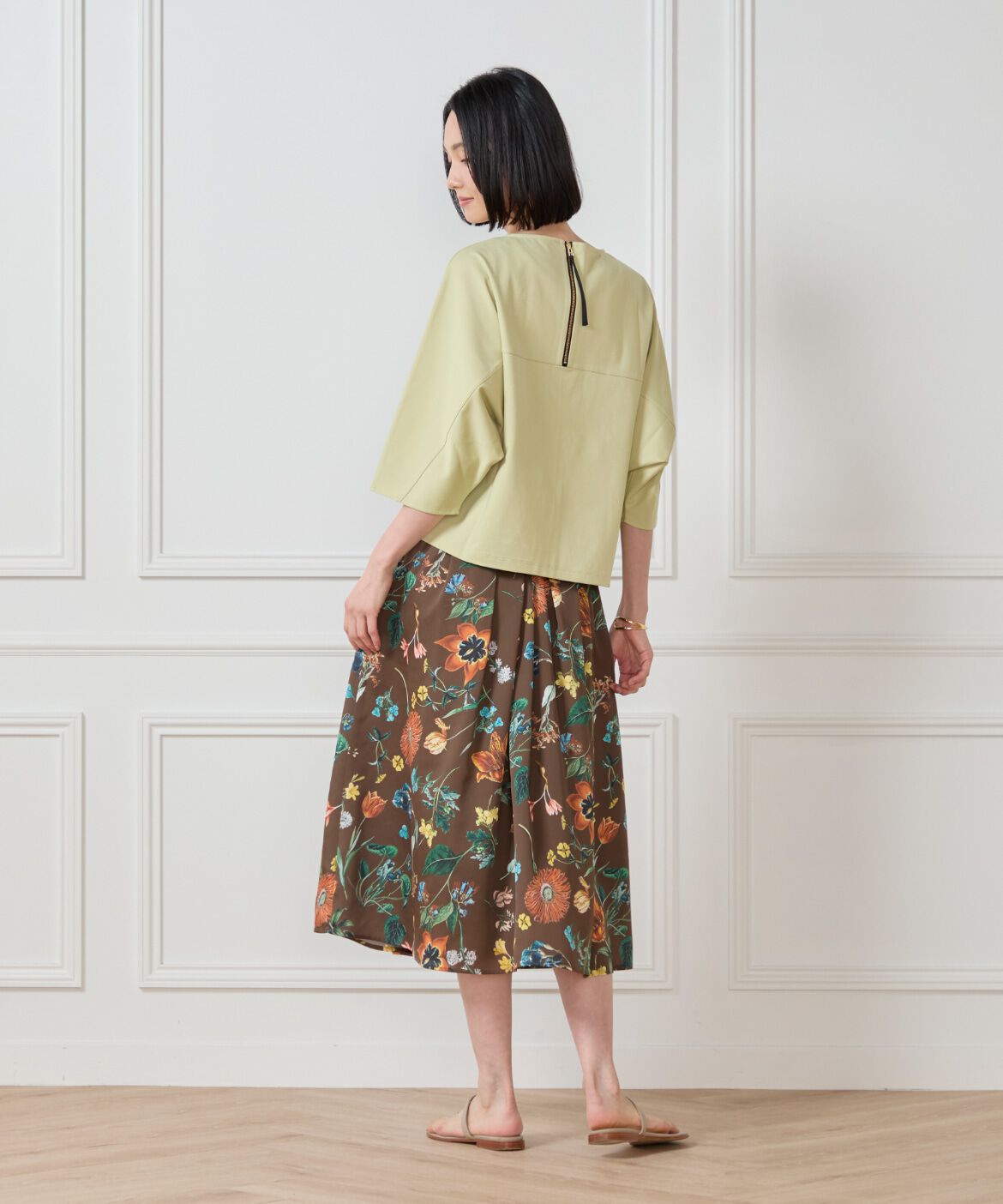 7-IDconcept.「ボタニカル柄 タックギャザースカート」|フレア|