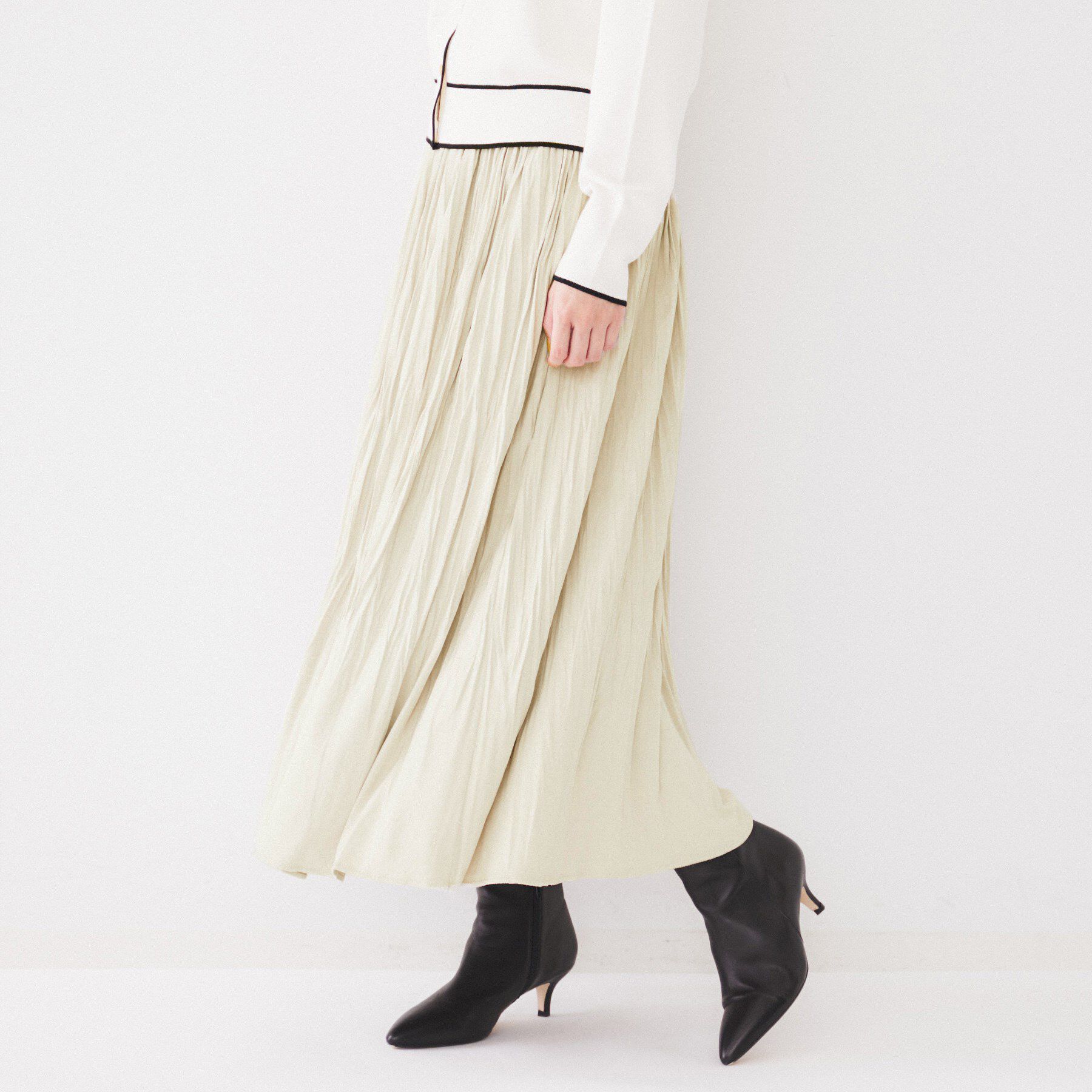 UNTITLED「【洗える/ウエストゴム】スエード調ランダムプリーツスカート」|スカート|