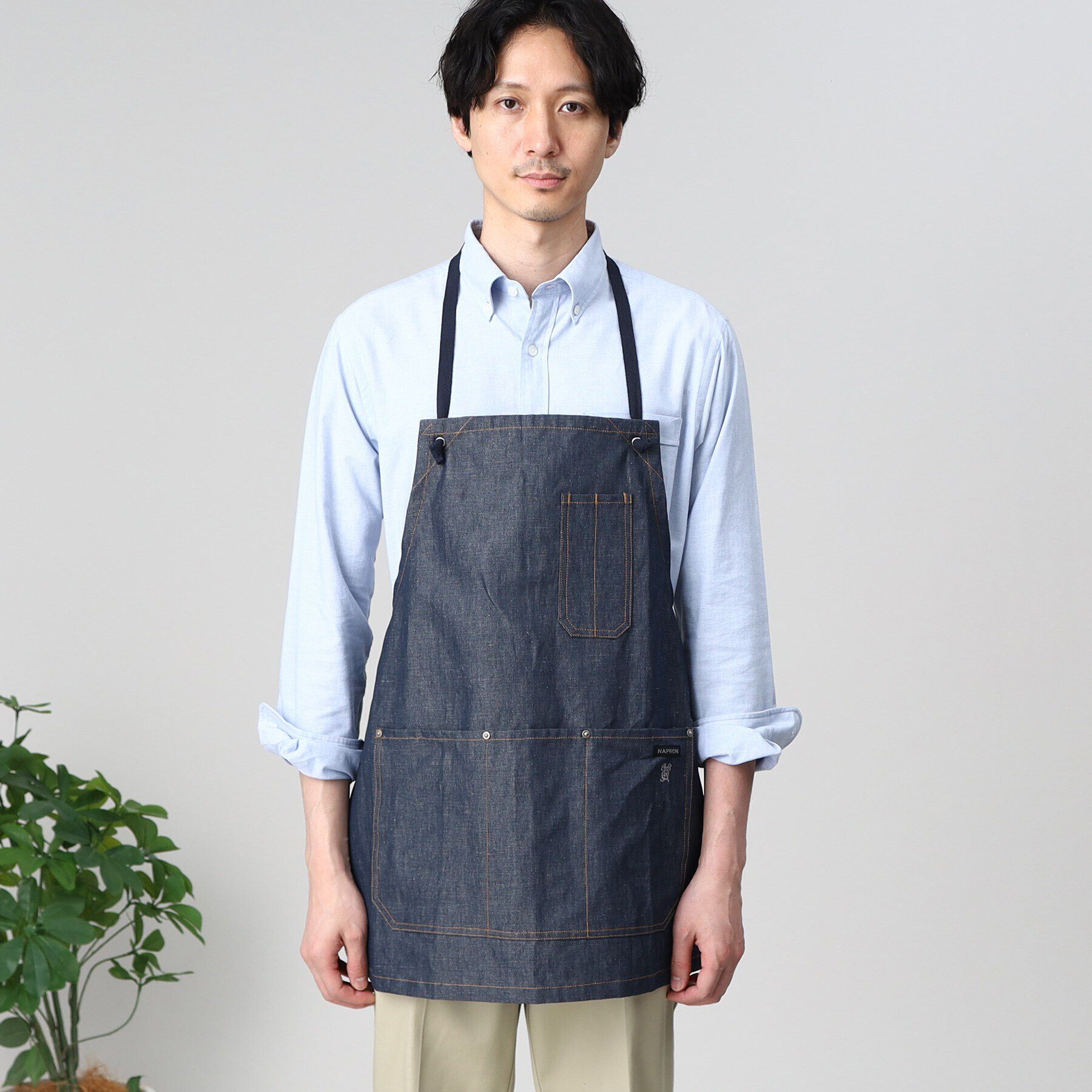 TAKEO KIKUCHI「【NAPRON別注】 LUMBER BIB APRON」|食器・キッチングッズ|