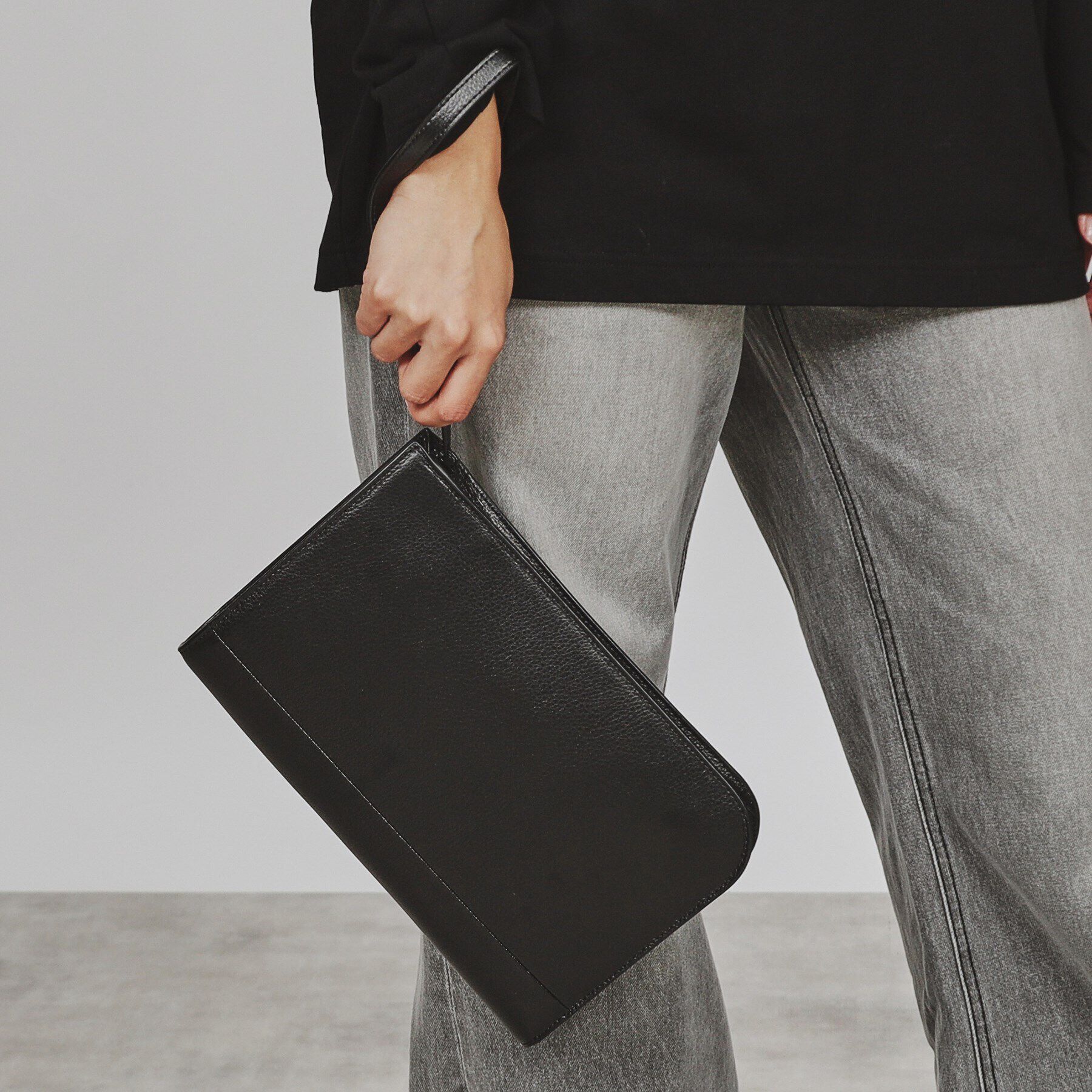 tk.TAKEO KIKUCHI「【冠婚葬祭OK】リアルレザークラッチバッグ」|クラッチバッグ|ブラック(219)