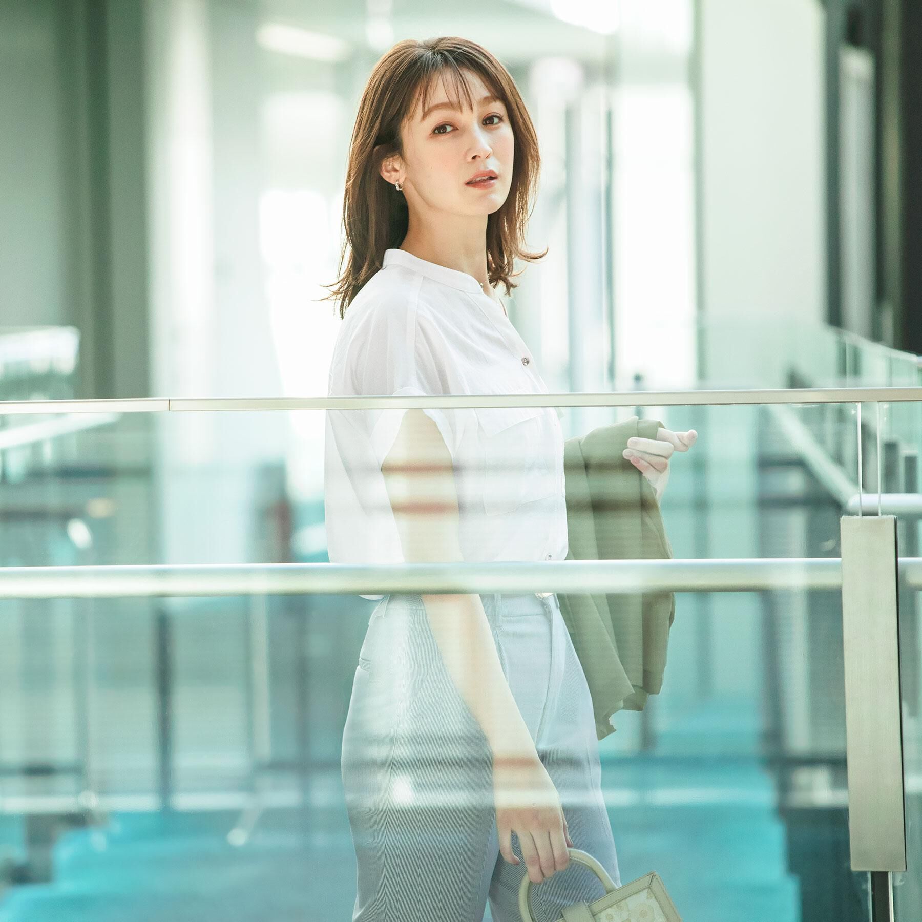 index「ダブルポケットスキッパーブラウス【洗濯機洗い可/イージーアイロン】」|シャツ・ブラウス|