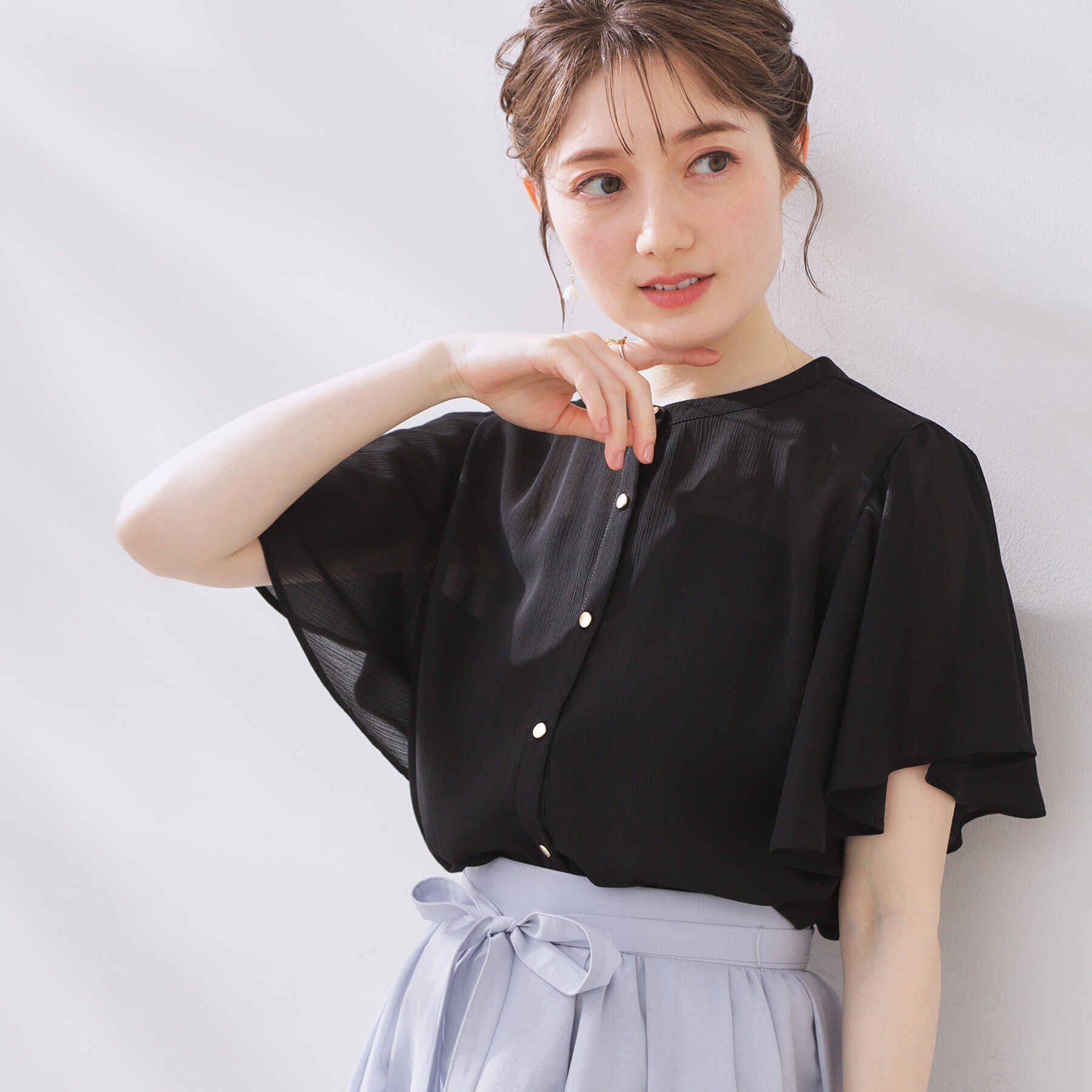 Couture broach「【キレイめ・通勤】前後2WAY楊柳フレアー袖ブラウス」|シャツ・ブラウス|ブラック(019)