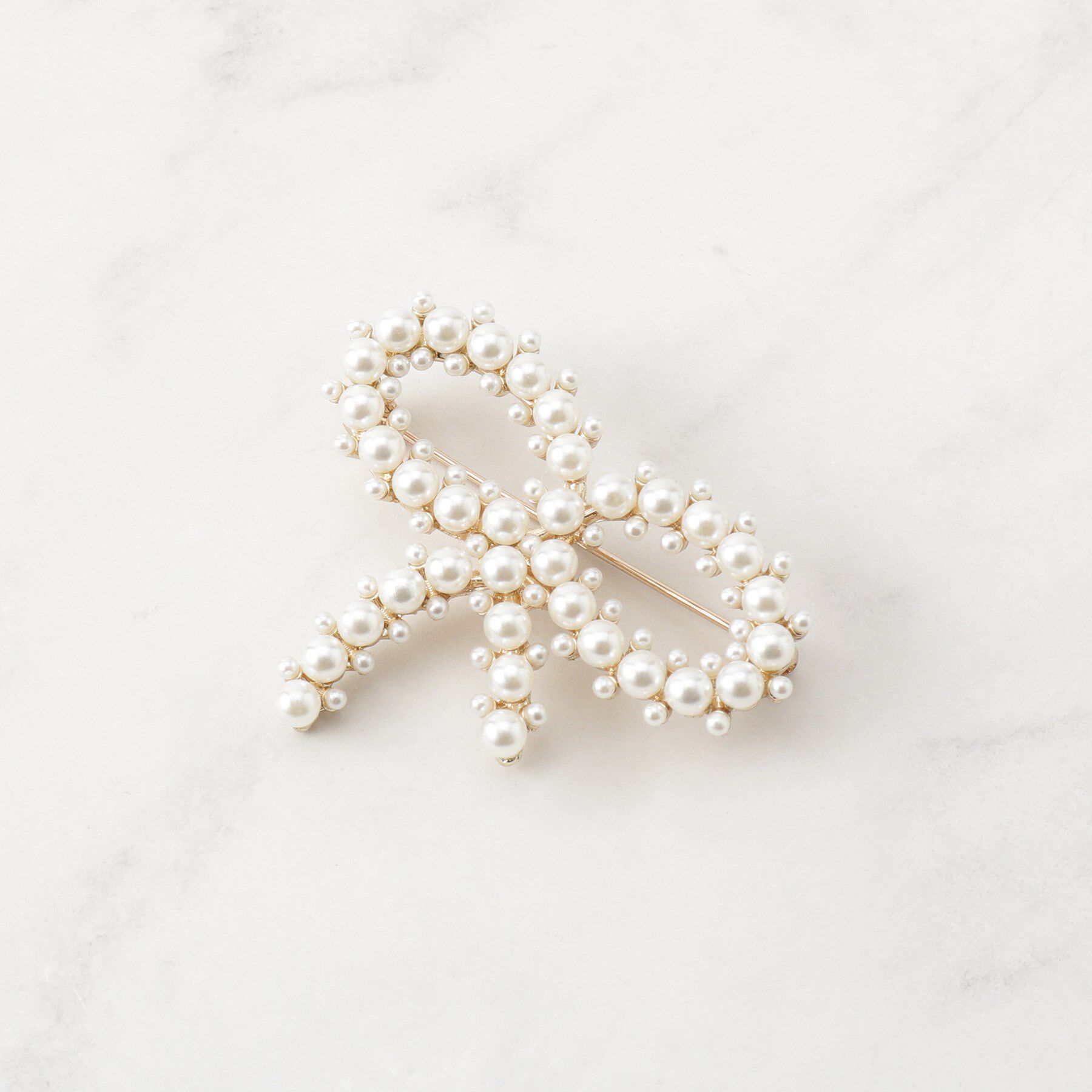 Couture broach「パール調リボンモチーフブローチ」|ブローチ・コサージュ|