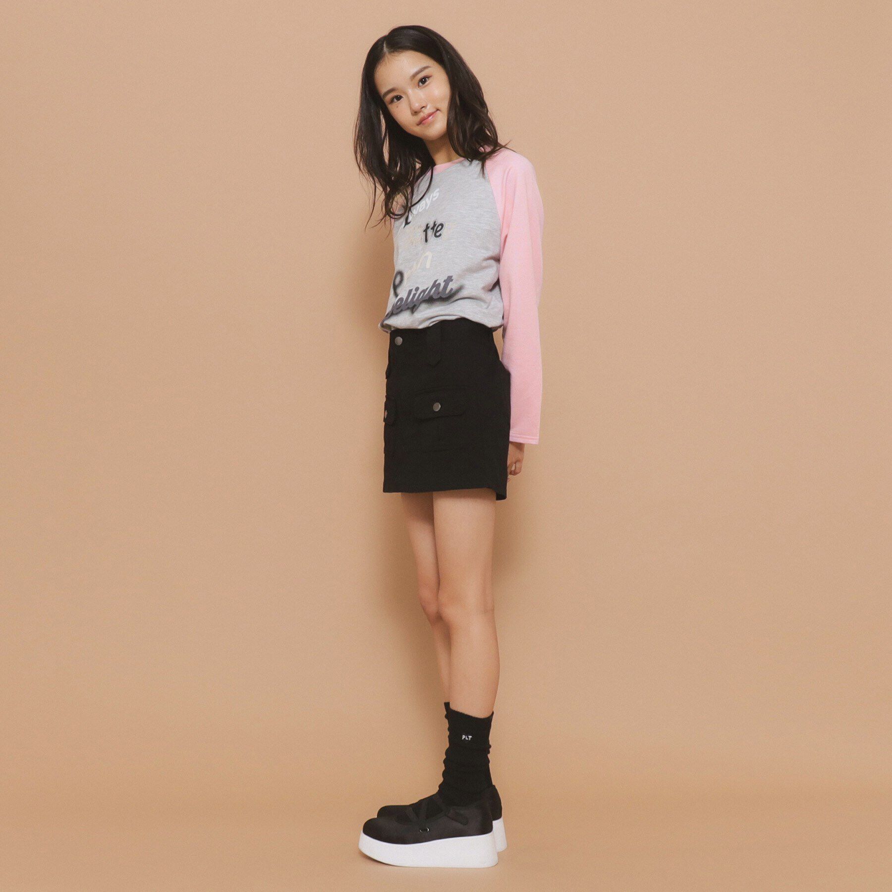 PINK-latte「【130cmあり】グラフィックロゴ ラグランTシャツ」|Tシャツ・カットソー|