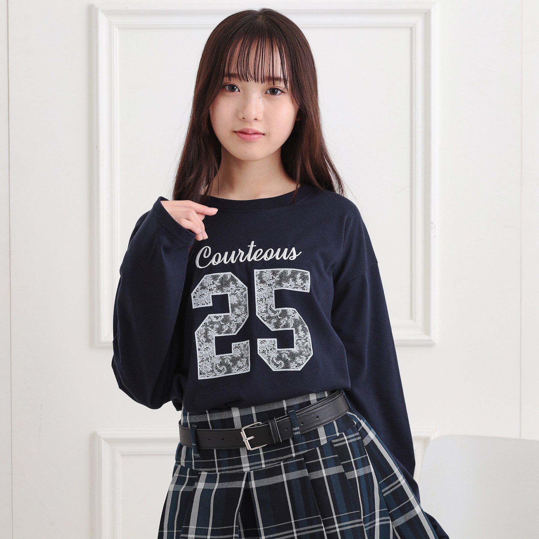 PINK-latte「レースプリントナンバリングロンT」|Tシャツ・カットソー|ネイビー(094)