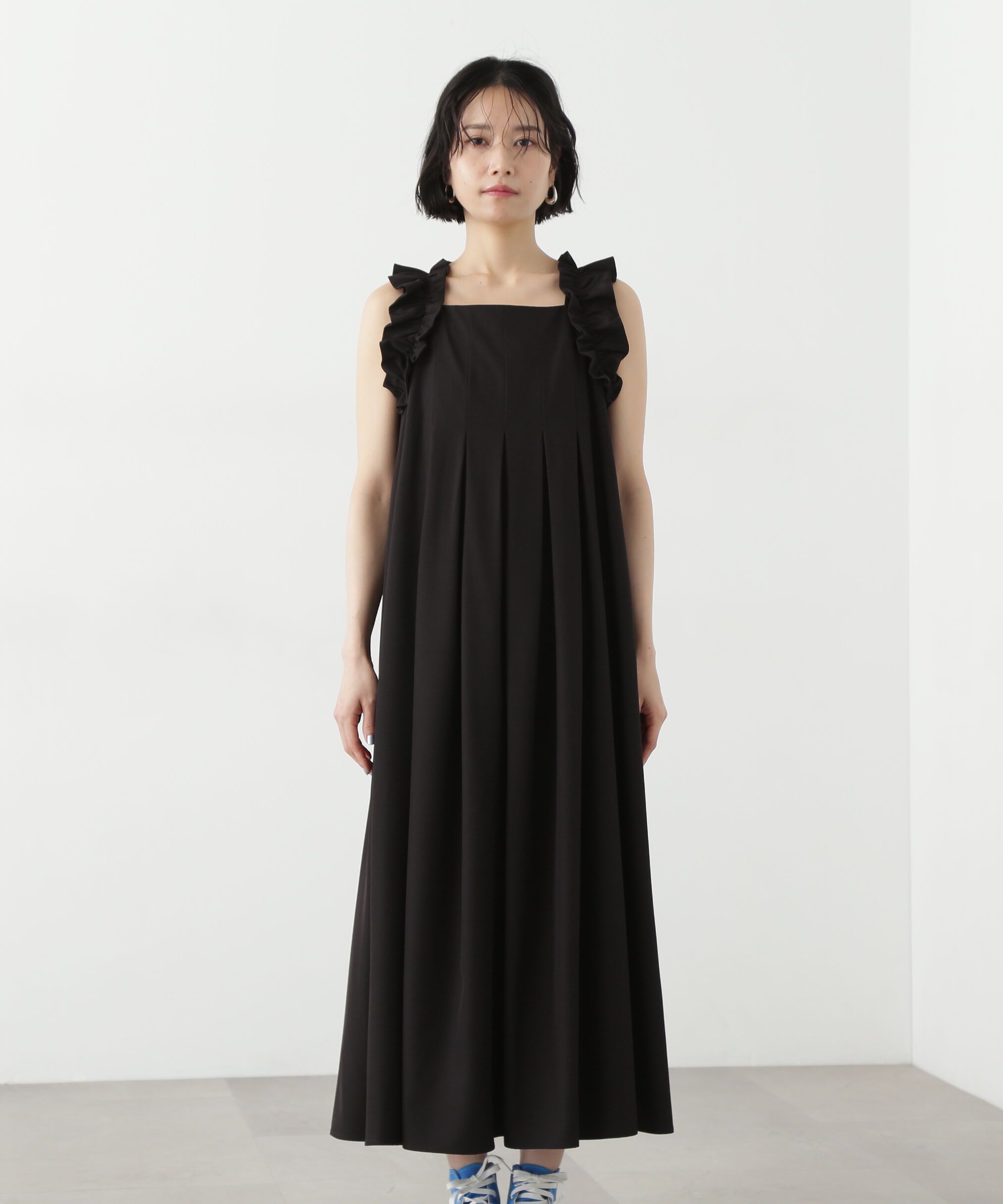  「ラッフルショルダーワンピース」|ワンピース|