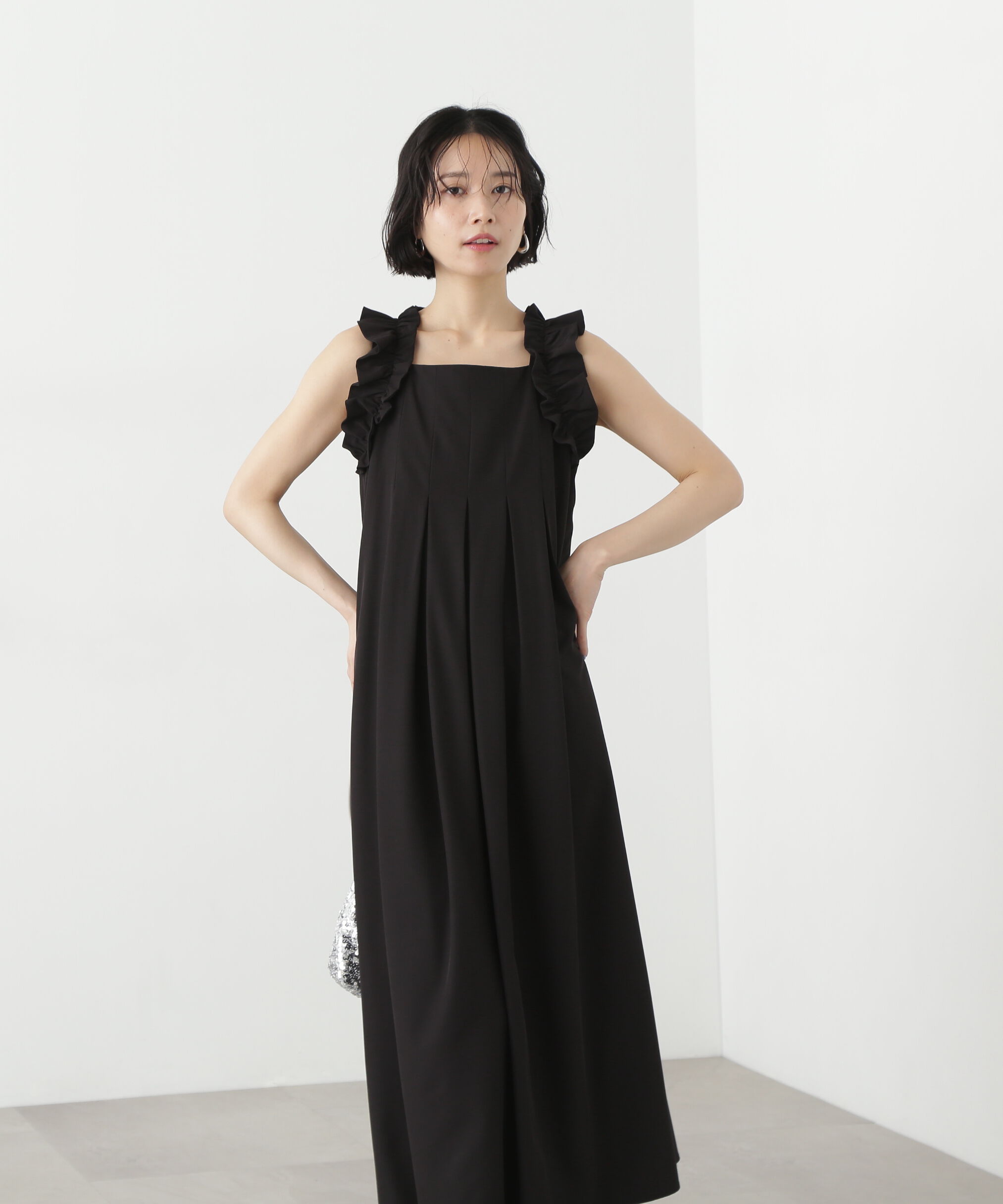  「ラッフルショルダーワンピース」|ワンピース|