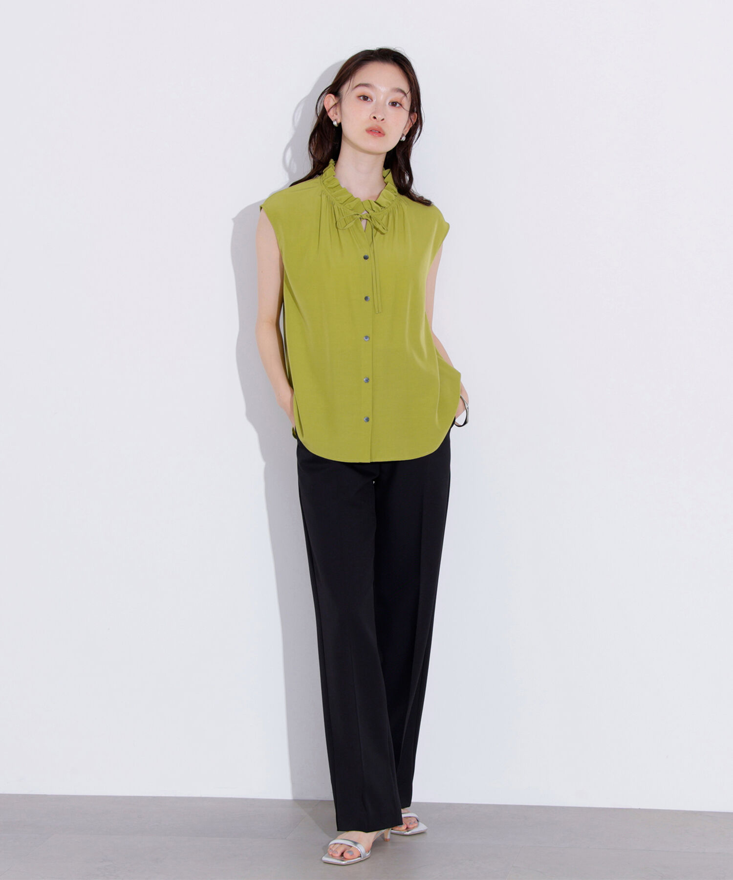  「スタンドフリルネックブラウス」|シャツ・ブラウス|