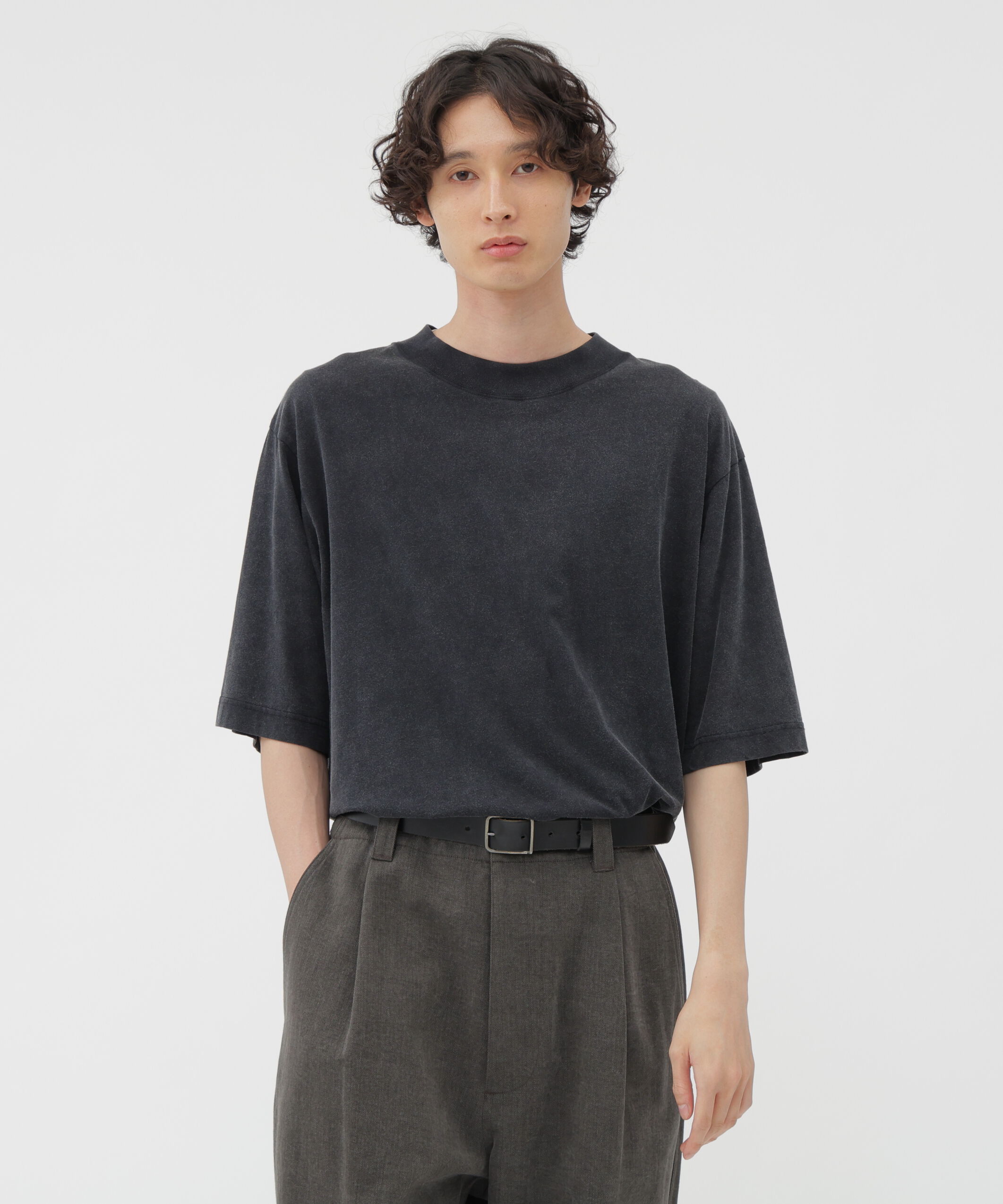 MHL.「FADED LIGHT COTTON JERSEY TOP」|Tシャツ・カットソー|BLACK