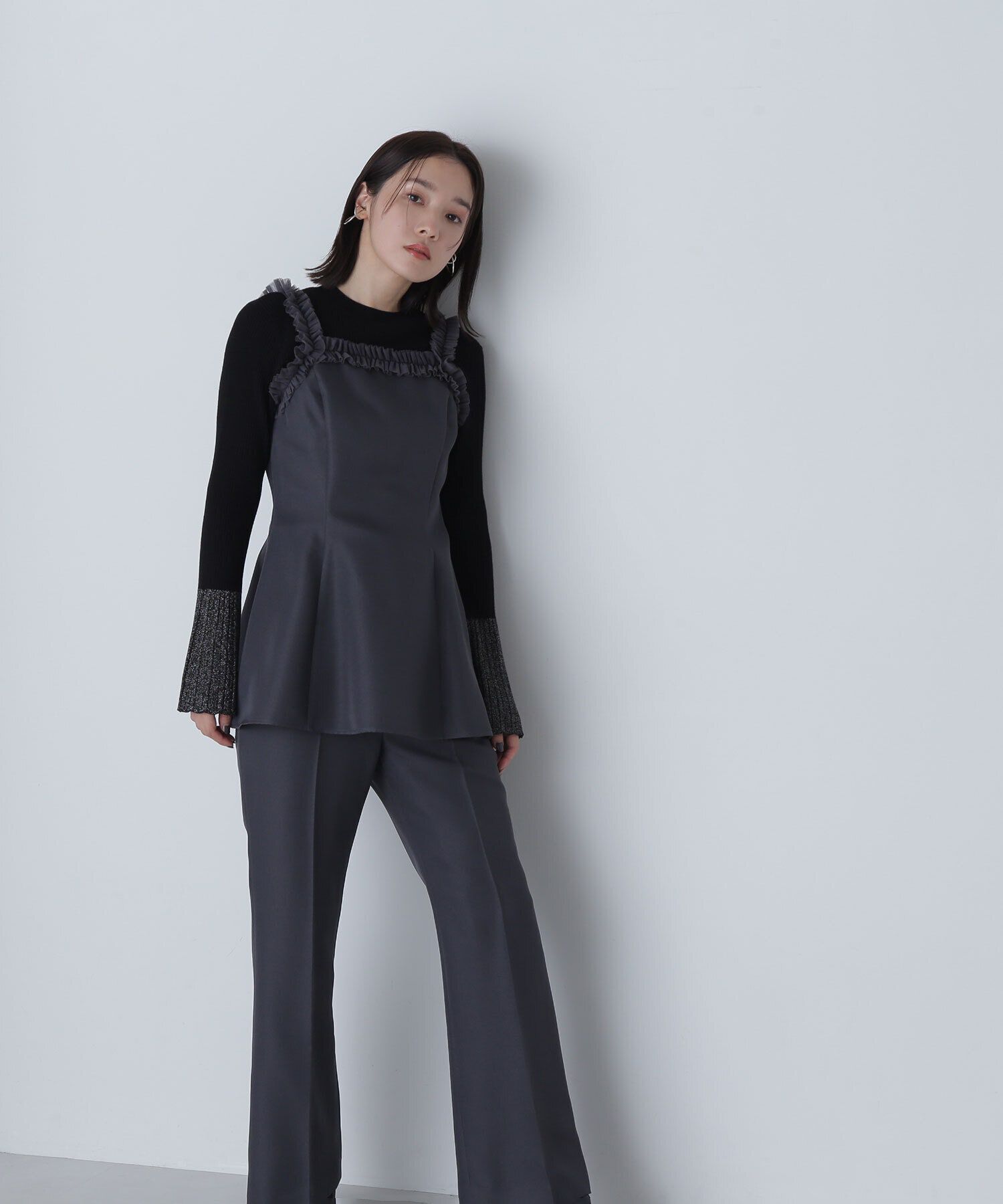  「チュールトリムペプラム＆パンツ」|ワンピース|チャコール1