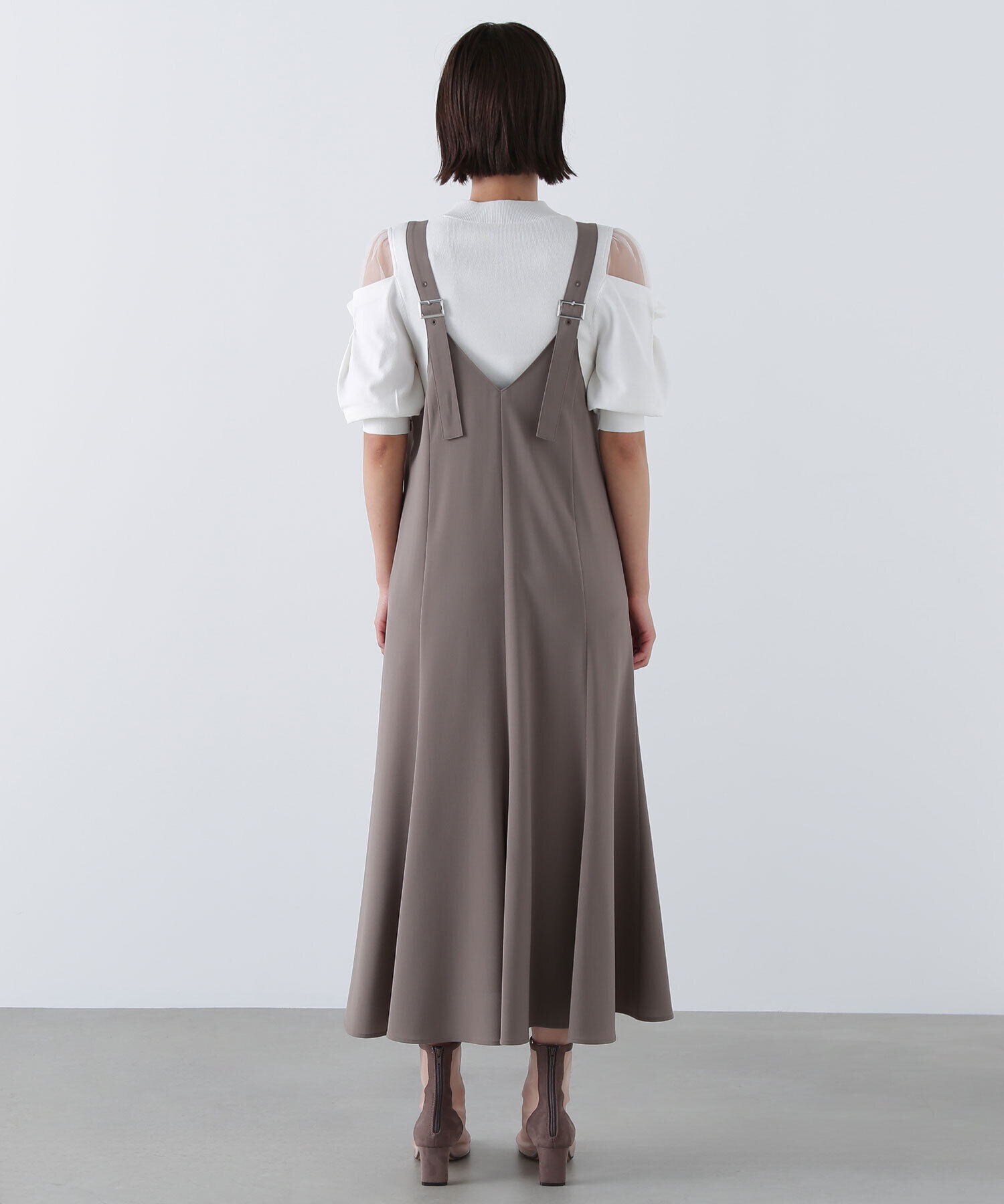  「バックストラップジャンスカ」|ワンピース|