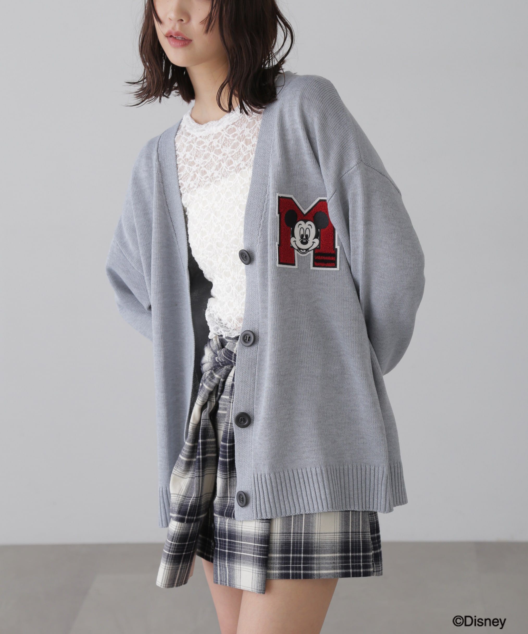  「〈ディズニーコレクション〉サガラワッペンニットカーディガン」|ニット・セーター|