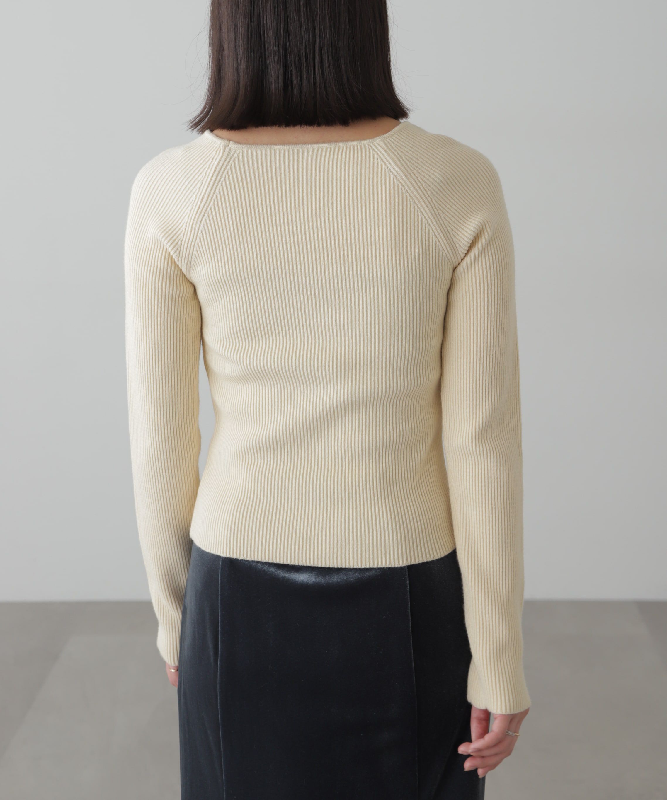  「クルーネックカッティングニット」|ニット・セーター|