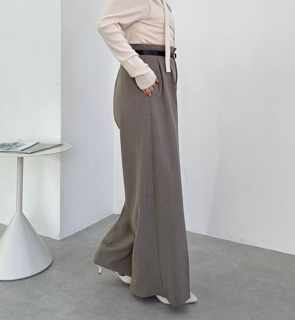 archives「ベルト付ワイドタックスラックス」|チノ|