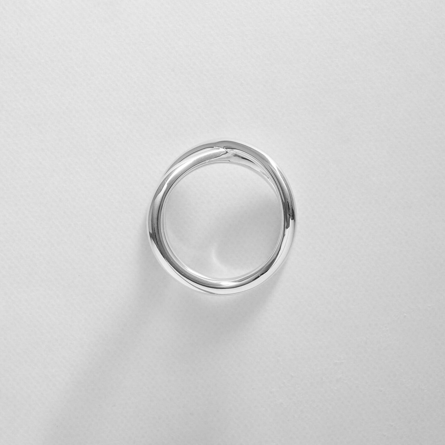 COCOSHNIK ONKITSCH「シルバー ラインリング スロープ」|リング|