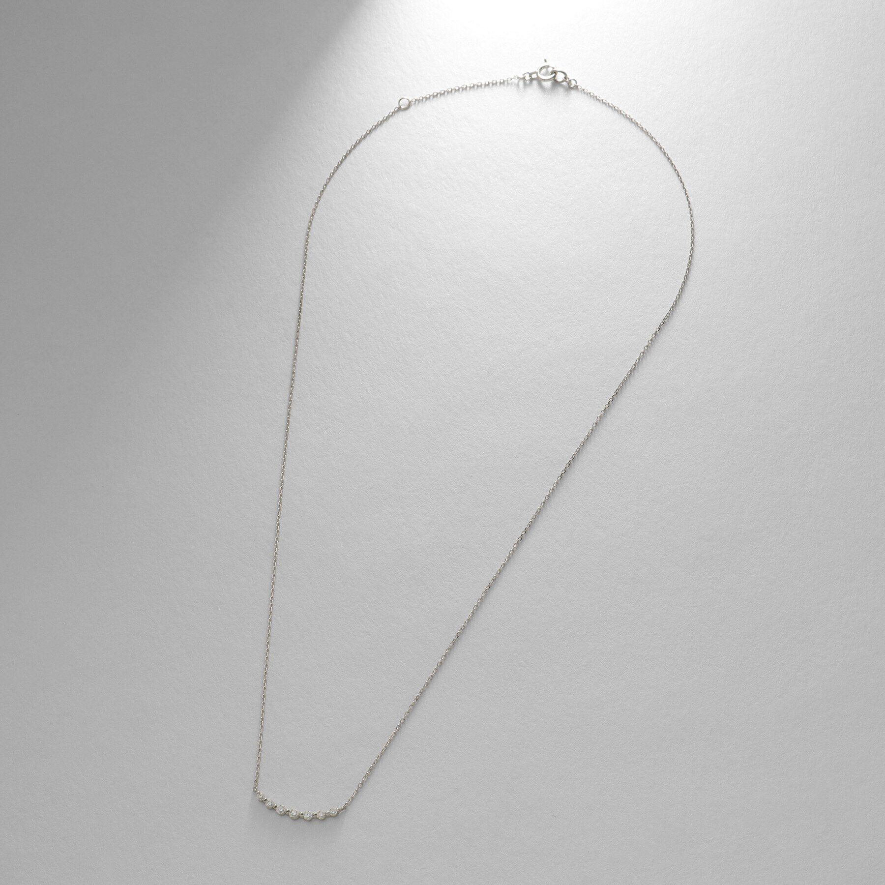 COCOSHNIK「プラチナ ダイヤモンド グラデーション7石 ネックレス」|ネックレス|