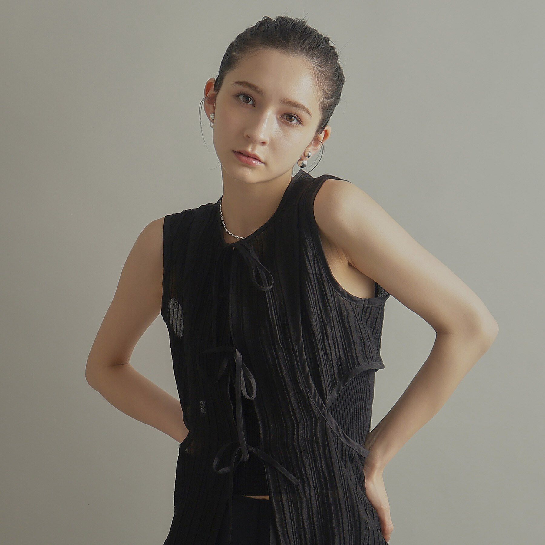 COCOSHNIK ONKITSCH「シルバー ホロウピアス ボール フロントバック」|ピアス|