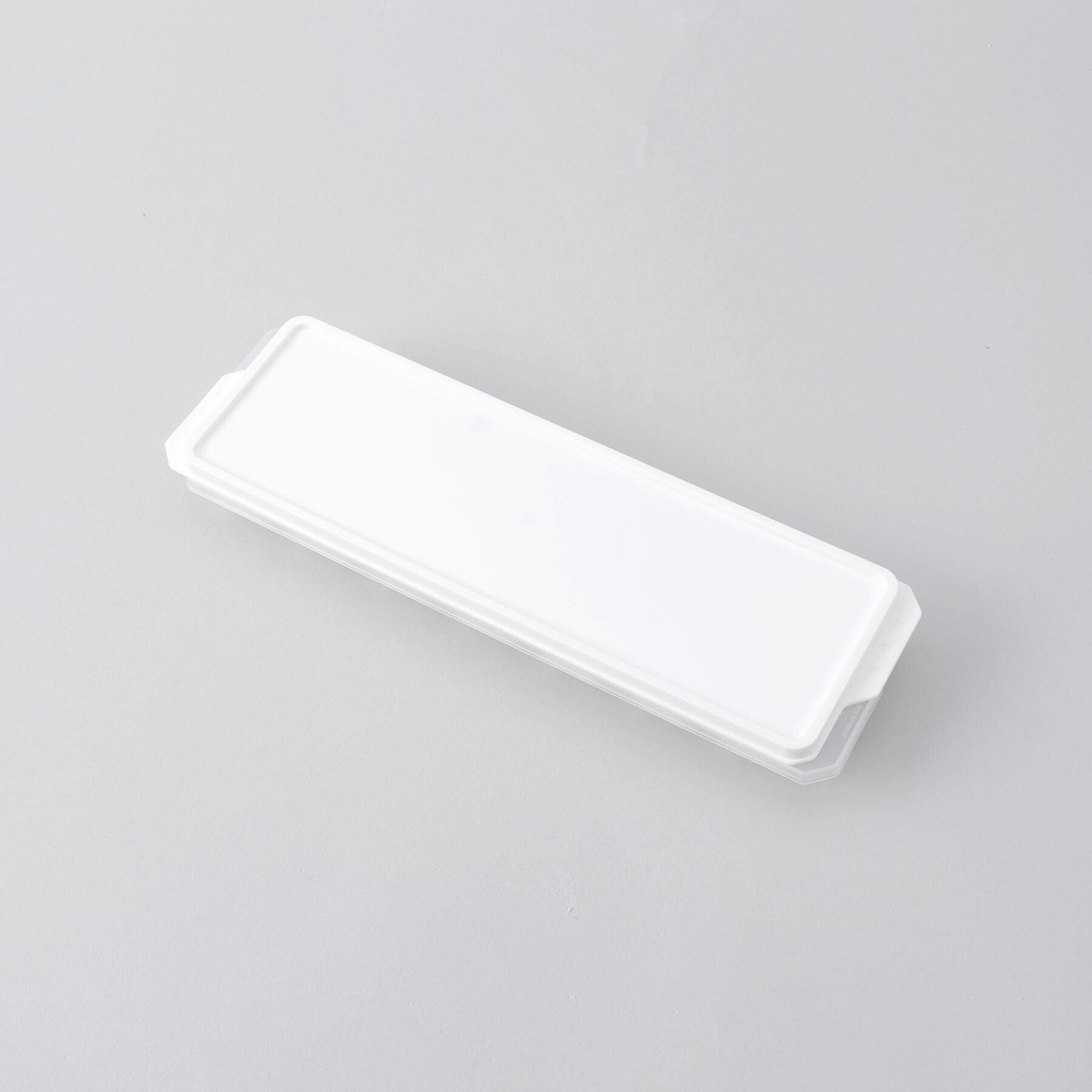 212 KITCHEN STORE「冷た倶楽部 取り出しやすいアイストレー (蓋付)」|食器・キッチングッズ|