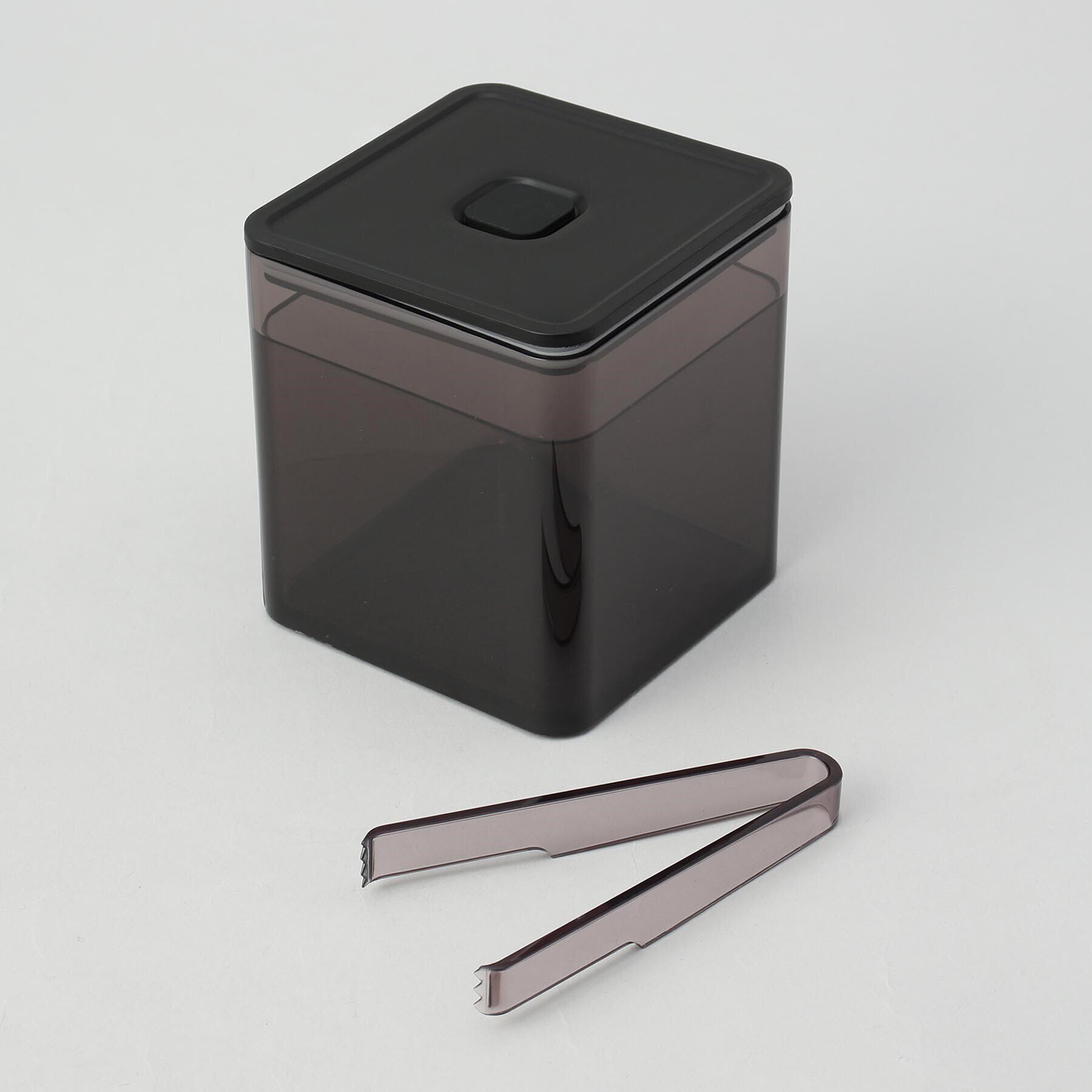 212 KITCHEN STORE「トング付き バルブ付き密閉保存容器 BK 山崎実業 ＜tower タワー＞」|食器・キッチングッズ|その他