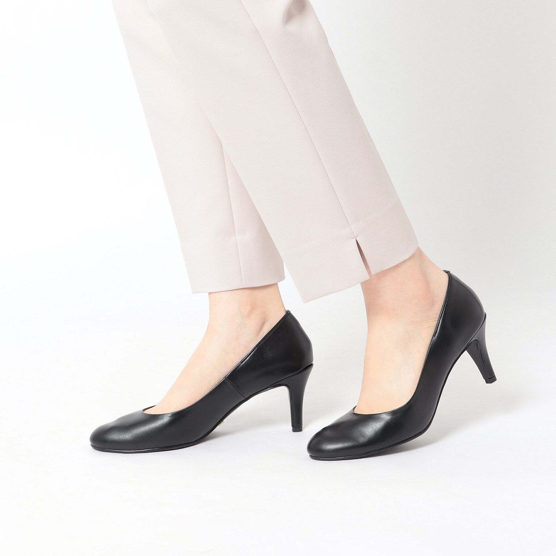 ESPERANZA「ラウンドトゥパンプスEveryDay＜約7cmヒール＞ レイン対応」|パンプス|