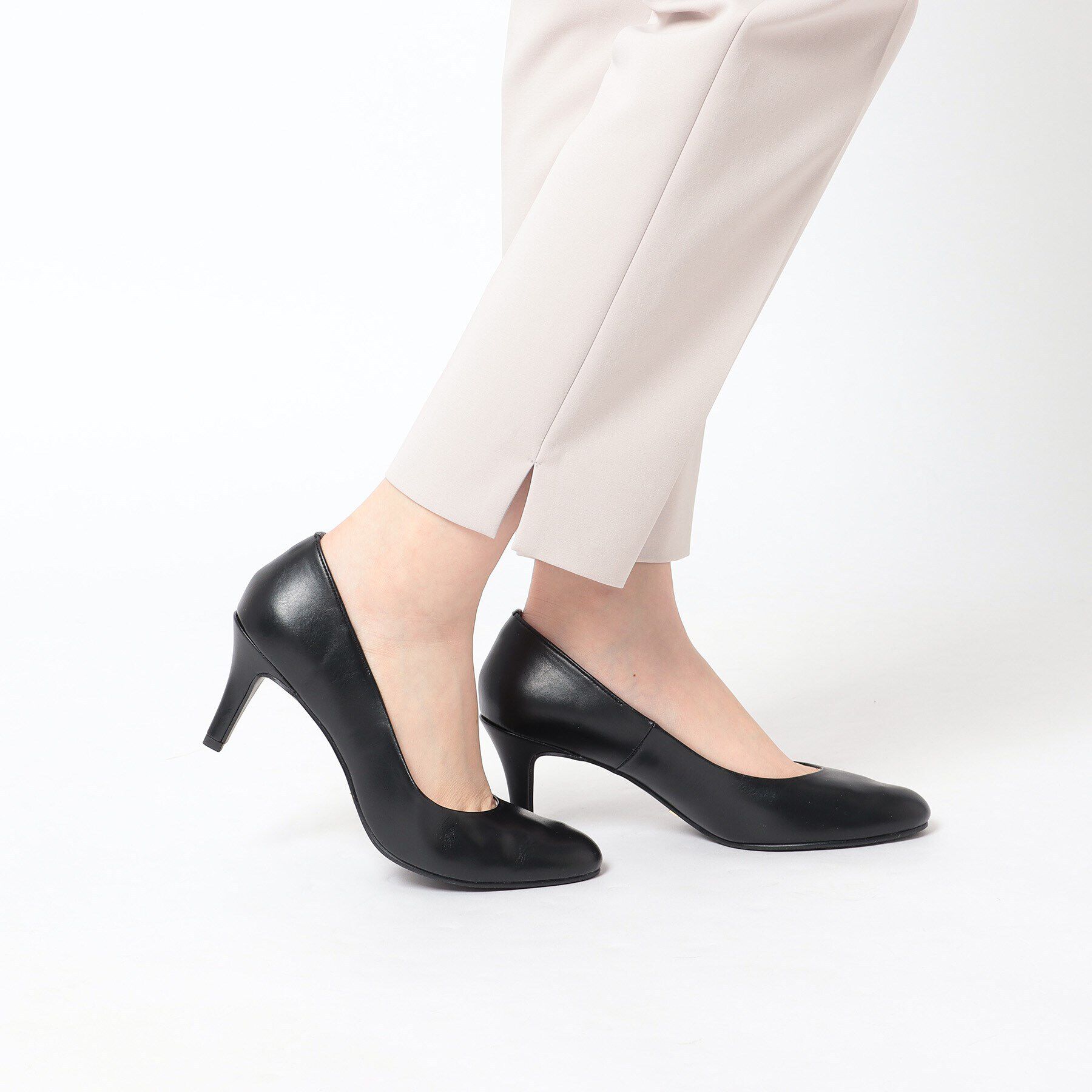 ESPERANZA「ラウンドトゥパンプスEveryDay＜約7cmヒール＞ レイン対応」|パンプス|