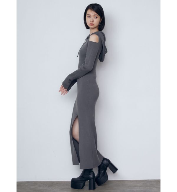 EMODA「カットアウトフードニットワンピース」|ワンピース|