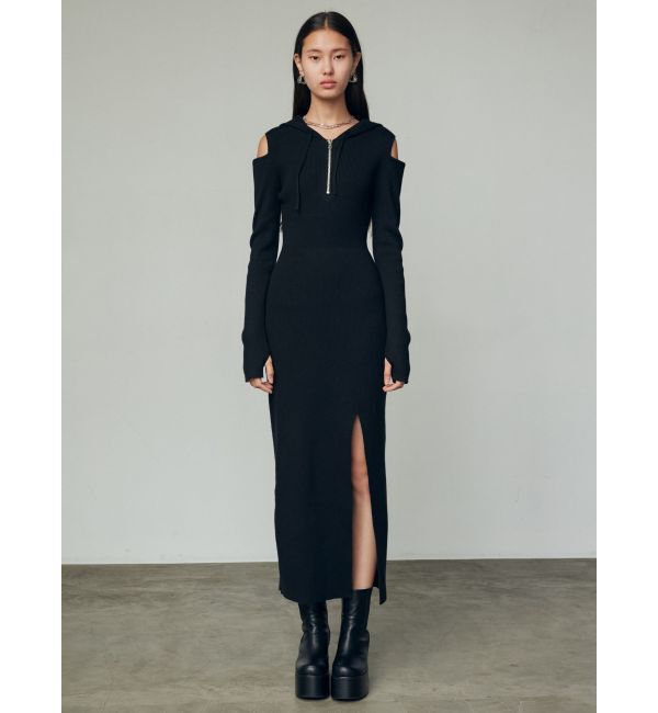 EMODA「カットアウトフードニットワンピース」|ワンピース|