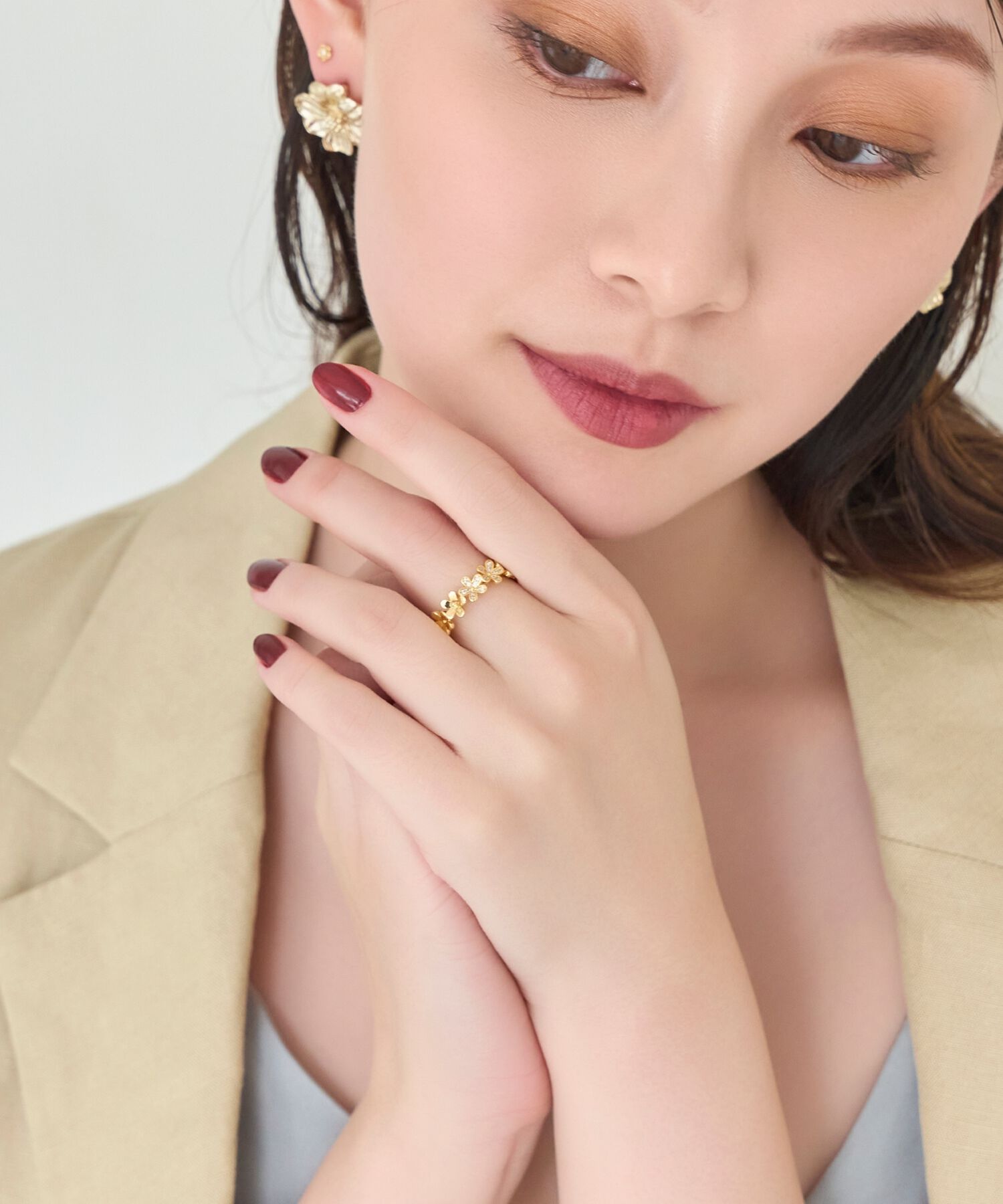 Phoebe「フローラルビジューレースカフリング　ゴールド」|リング|