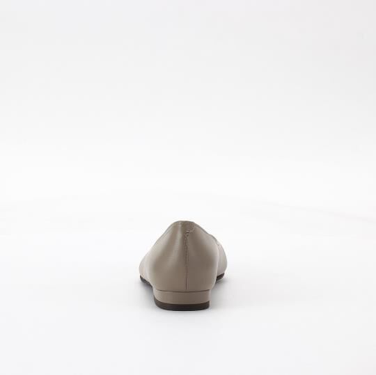 銀座かねまつ「LSGD2484SHPOAK 【本革】【防水】【Bワイズ】アクアベルスレンダーパンプス」|パンプス|