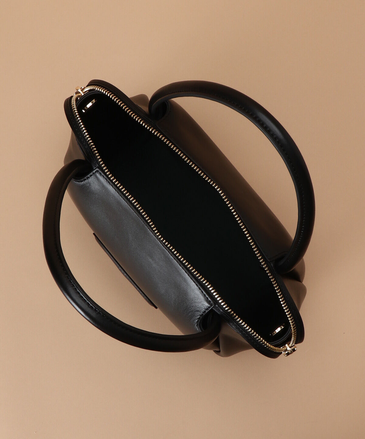 Samantha Thavasa「スムースレザー ハンドバッグ」|ハンドバッグ|