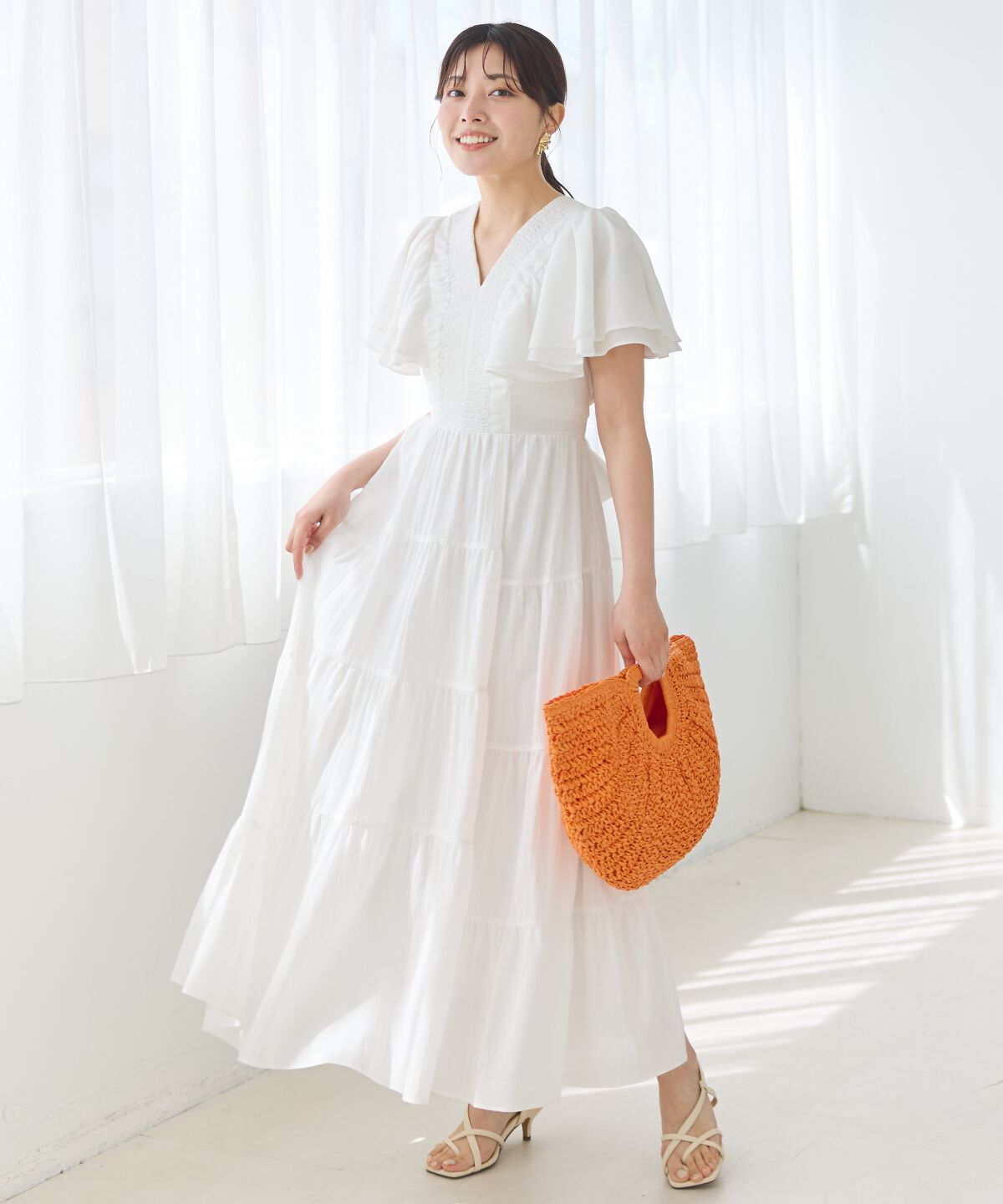 アンドクチュール「ギャザーVネックティアードワンピース」|ワンピース|オフ