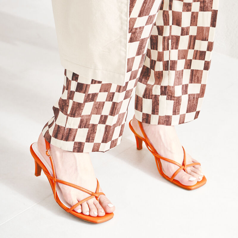 ORiental TRaffic「【定番】スクエアトゥトングヒールサンダル/21239 サンダル 人気 トレンド ヒール6.8cm」|サンダル|