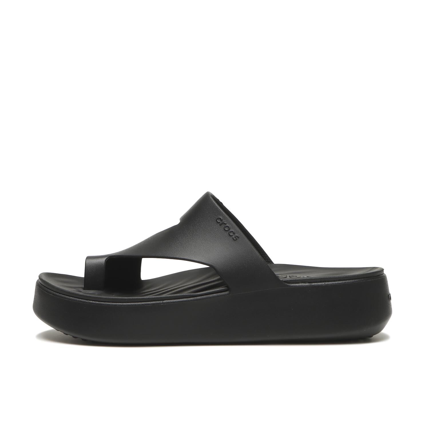 crocs「【crocs】GETAWAY PLATFORM TOE LOOP W」|サンダル|ブラック