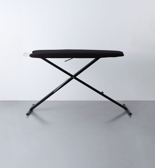 Style for Living「＜tower＞スタンド式 アイロン台」|トイレタリー・ランドリーグッズ|