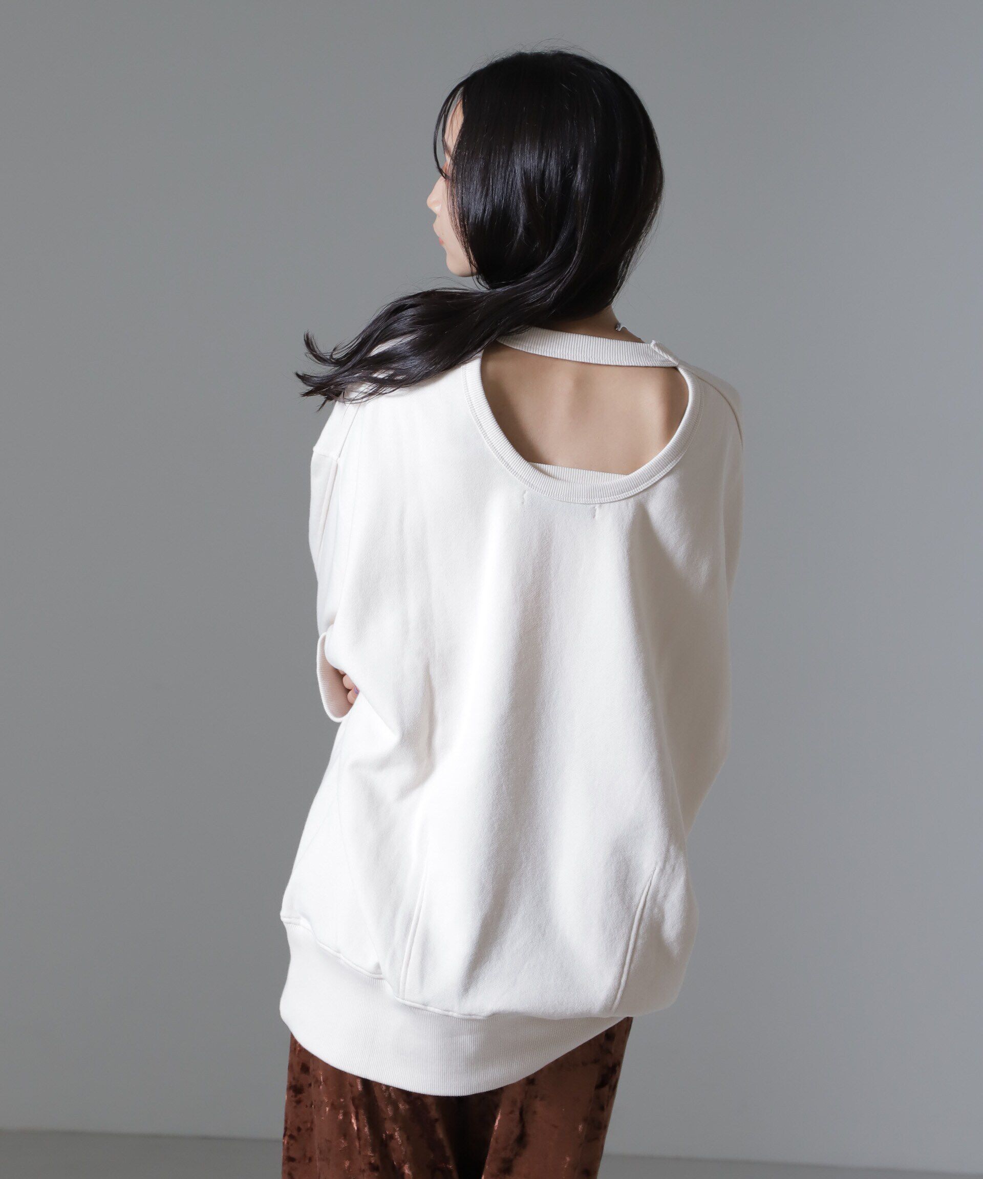 nano･universe「バックオープンディティール裏毛トップス」|Tシャツ・カットソー|