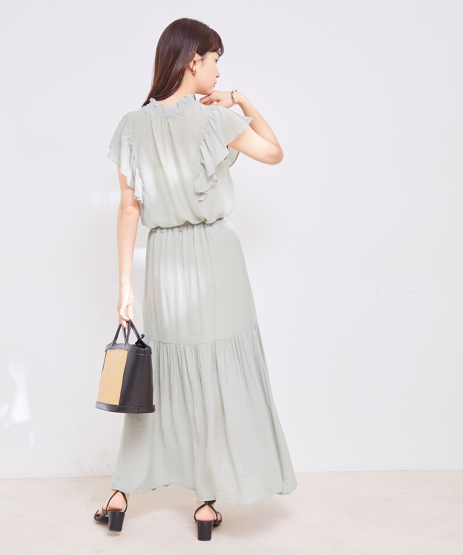 vis-a-vis「【WEB限定】【SET】楊柳フリルノースリブラウス＆ティアードスカートセット」|ワンピース|