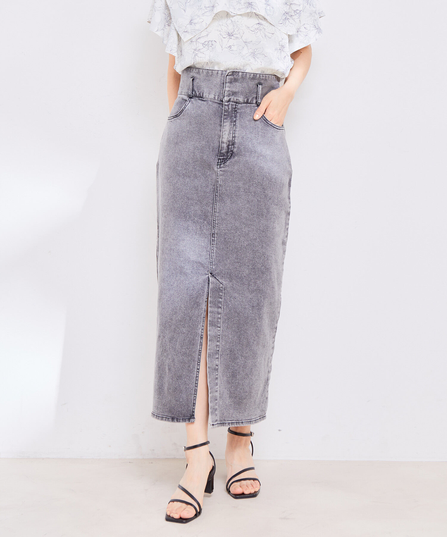 VIS「【洗える】サスペンダー付きハイウエストデニムタイトスカート」|スカート|グレー系(09)