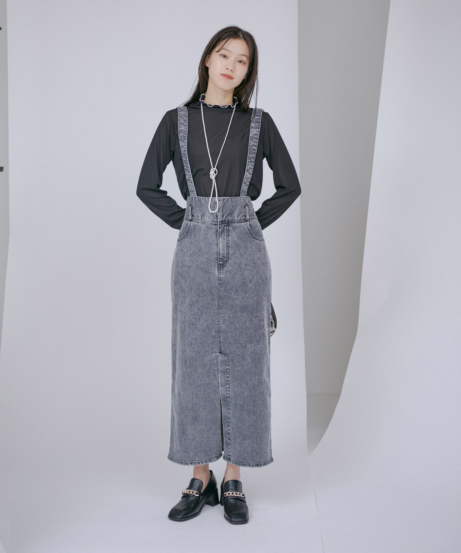 VIS「【洗える】サスペンダー付きハイウエストデニムタイトスカート」|スカート|