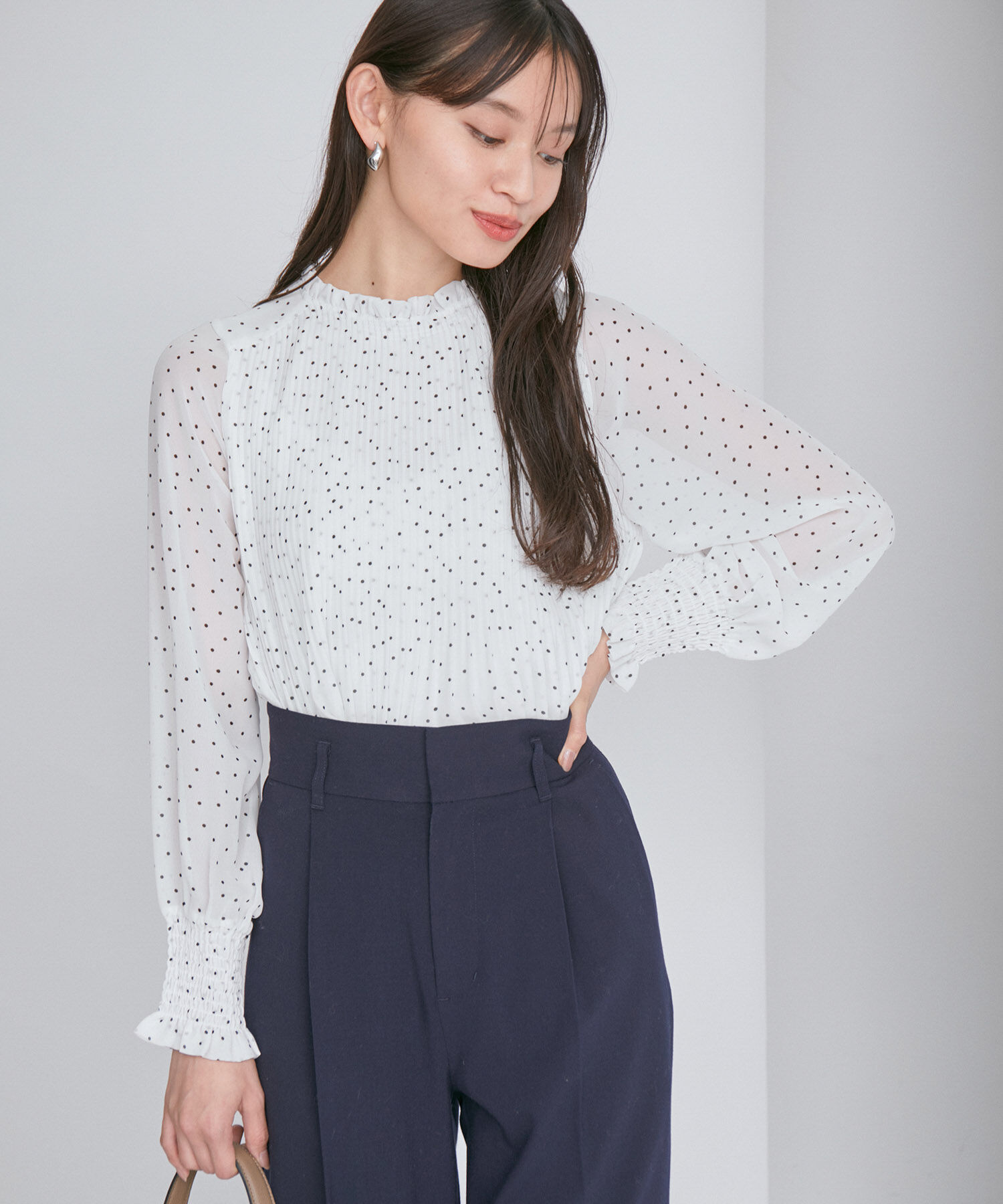 VIS「【洗える】シフォンプリーツブラウス」|シャツ・ブラウス|