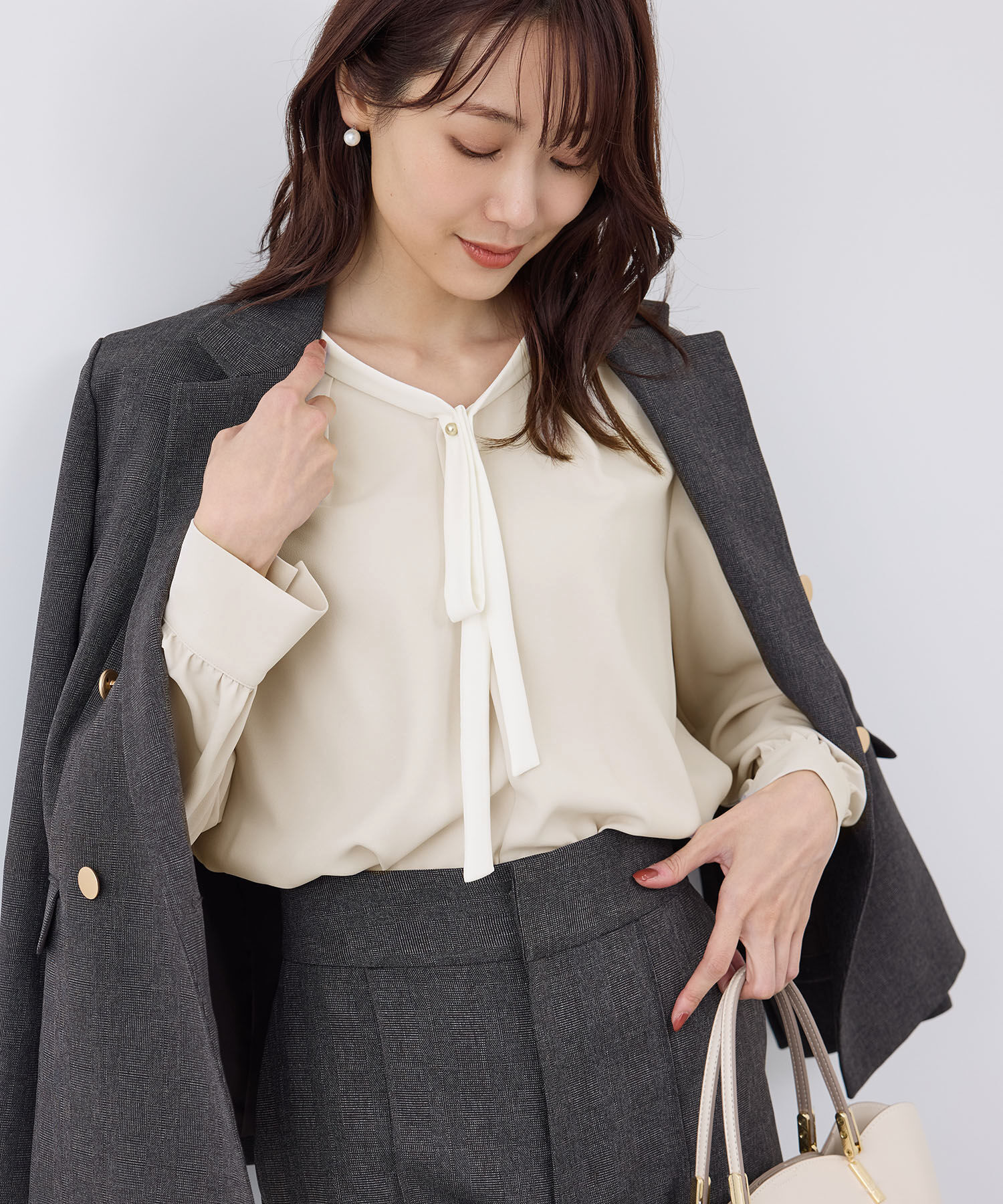 Rope&rsquo;Picnic「【2サイズ展開】メタルボタンリボンタイ長袖ブラウス」|シャツ・ブラウス|