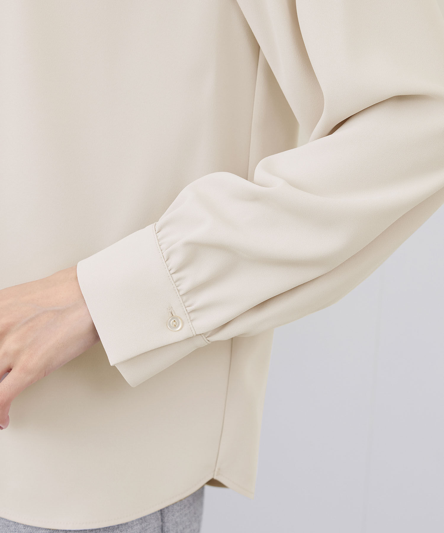 Rope&rsquo;Picnic「【2サイズ展開】メタルボタンリボンタイ長袖ブラウス」|シャツ・ブラウス|