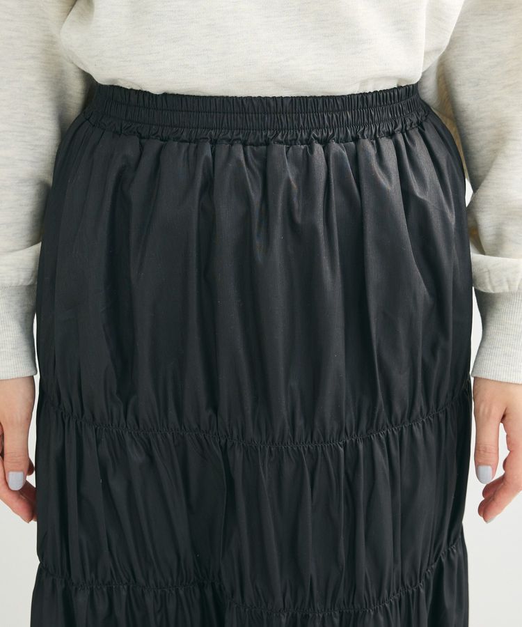Green Parks「チンツ加工シャーリングスカート」|フレア|