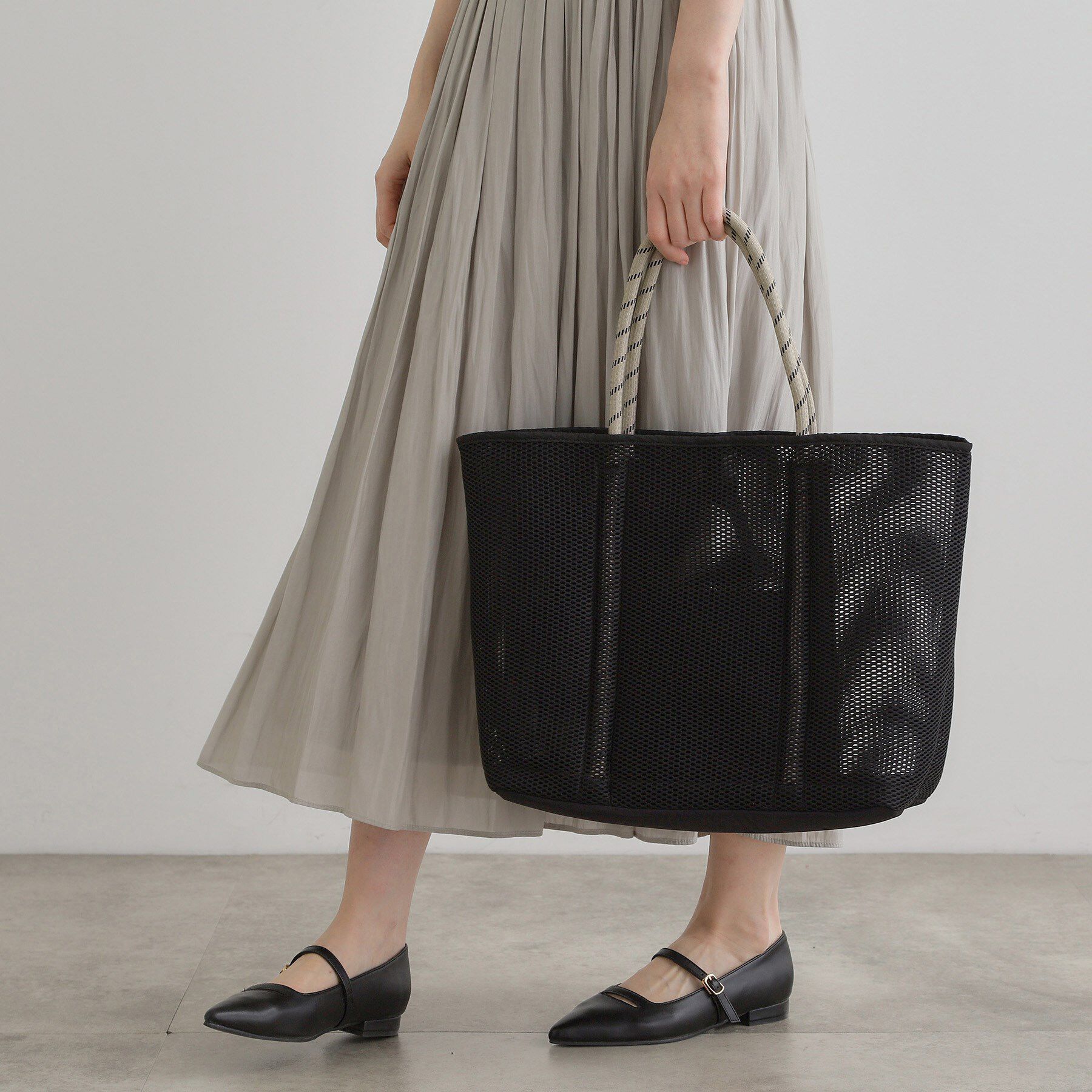 grove「メッシュパラコードハンドルトート」|トートバッグ|ブラック(019)