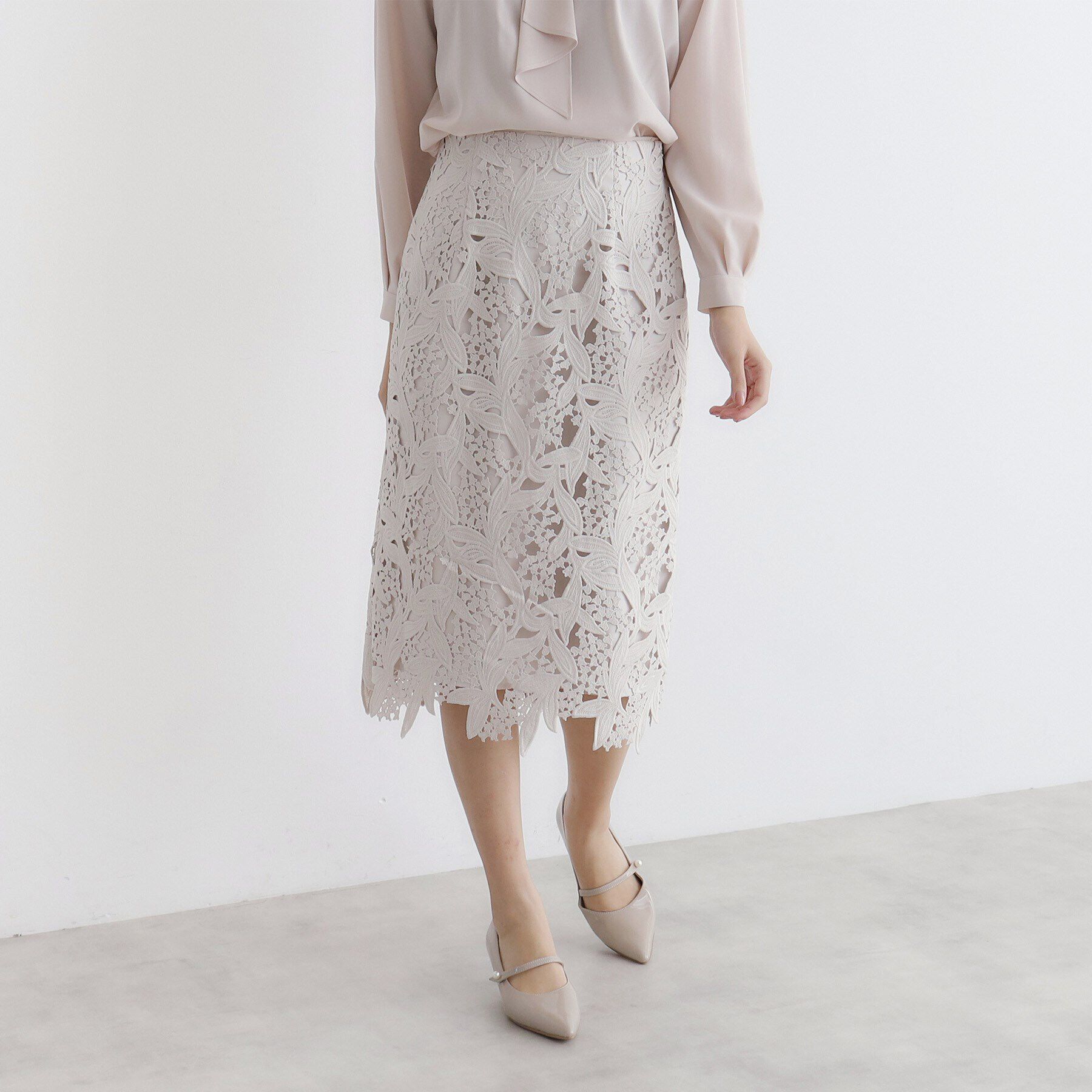 index「スズランレースタイトスカート【洗濯機洗い可】」|スカート|グレージュ(050)